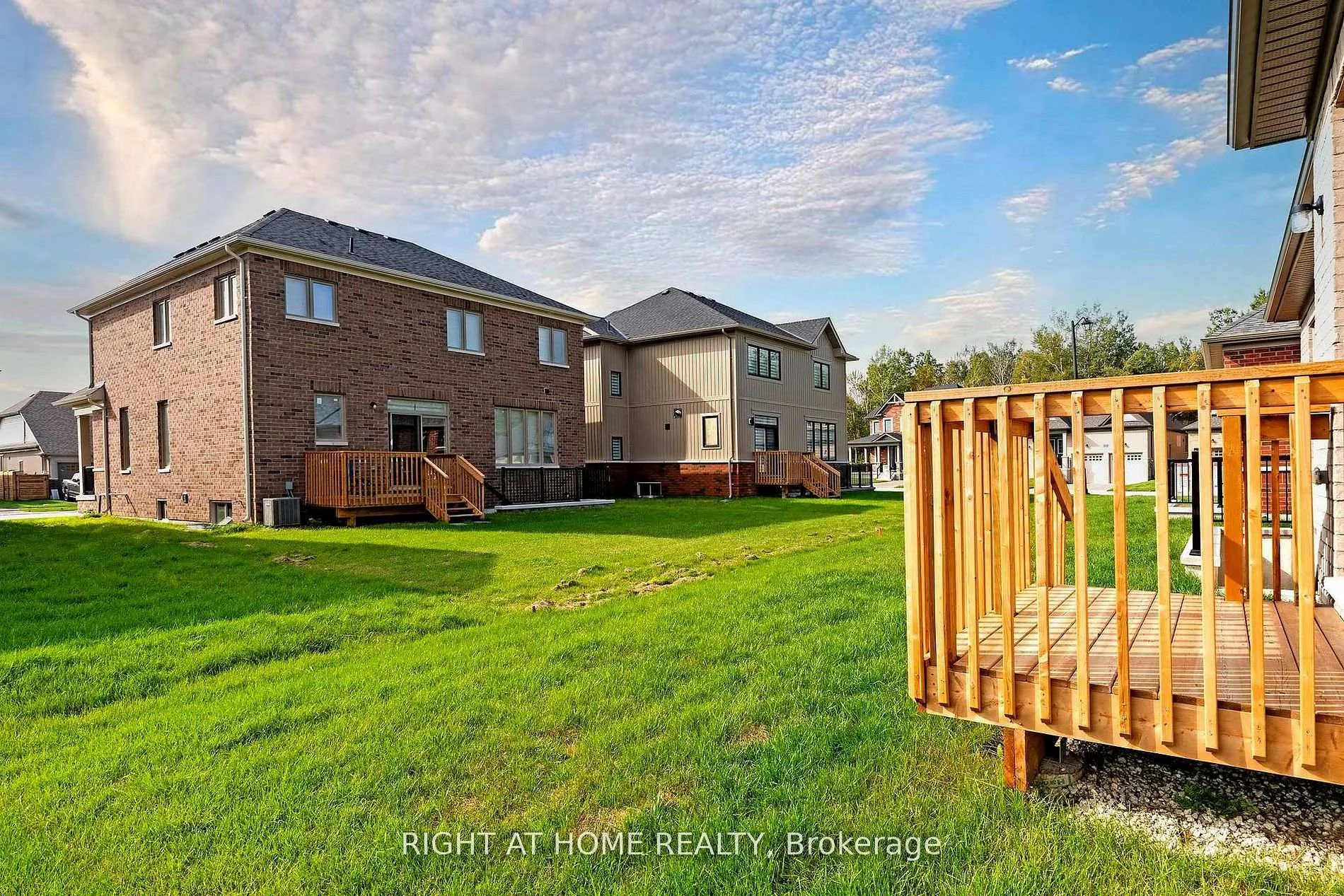 Photo 14 of 241 Wilcox Drive, Clearview, Stayner — HOMEH