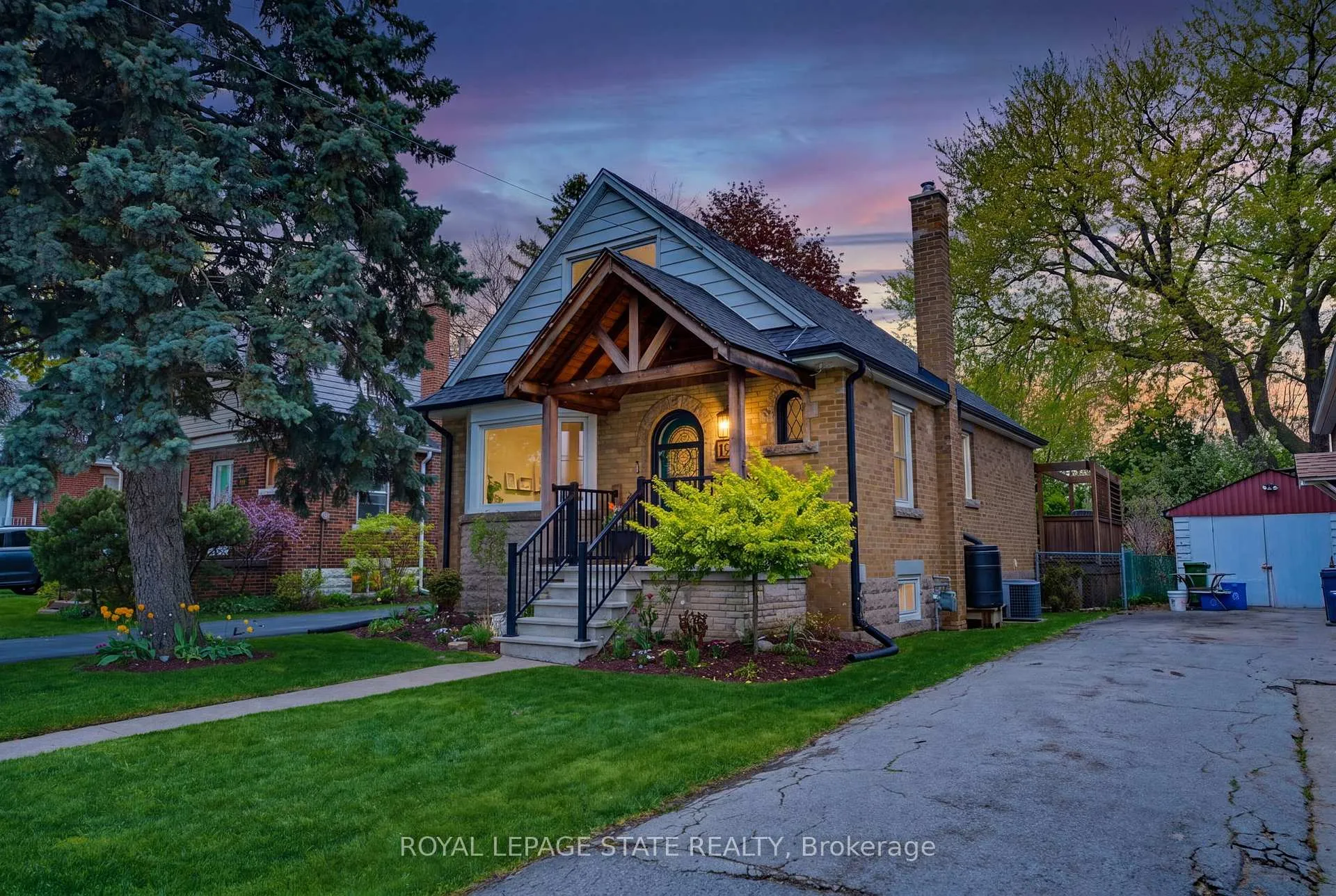 Front of 198 East 19th Street