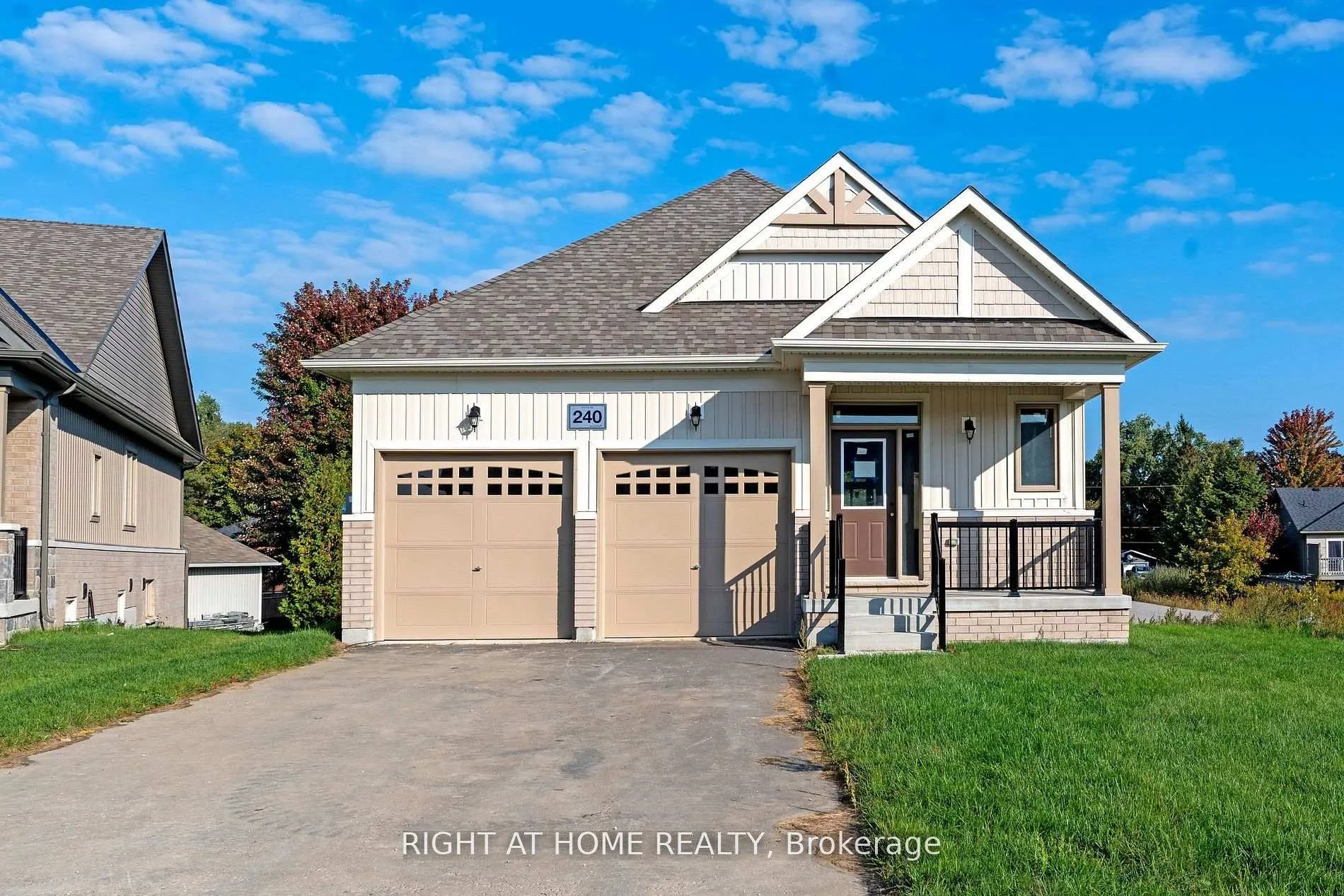 Photo 3 of 240 Wilcox Drive, Clearview, Stayner — HOMEH
