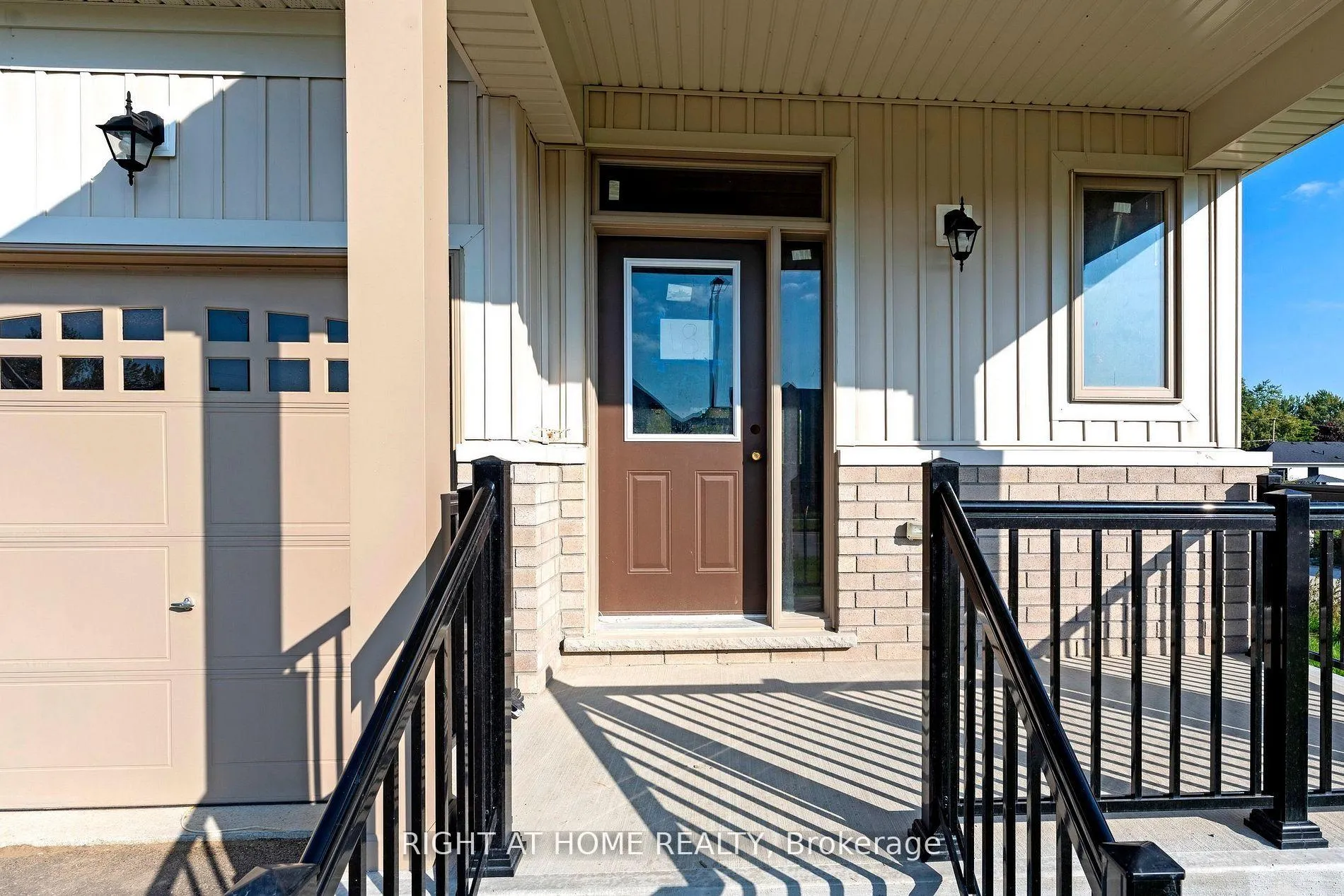 Photo 5 of 240 Wilcox Drive, Clearview, Stayner — HOMEH