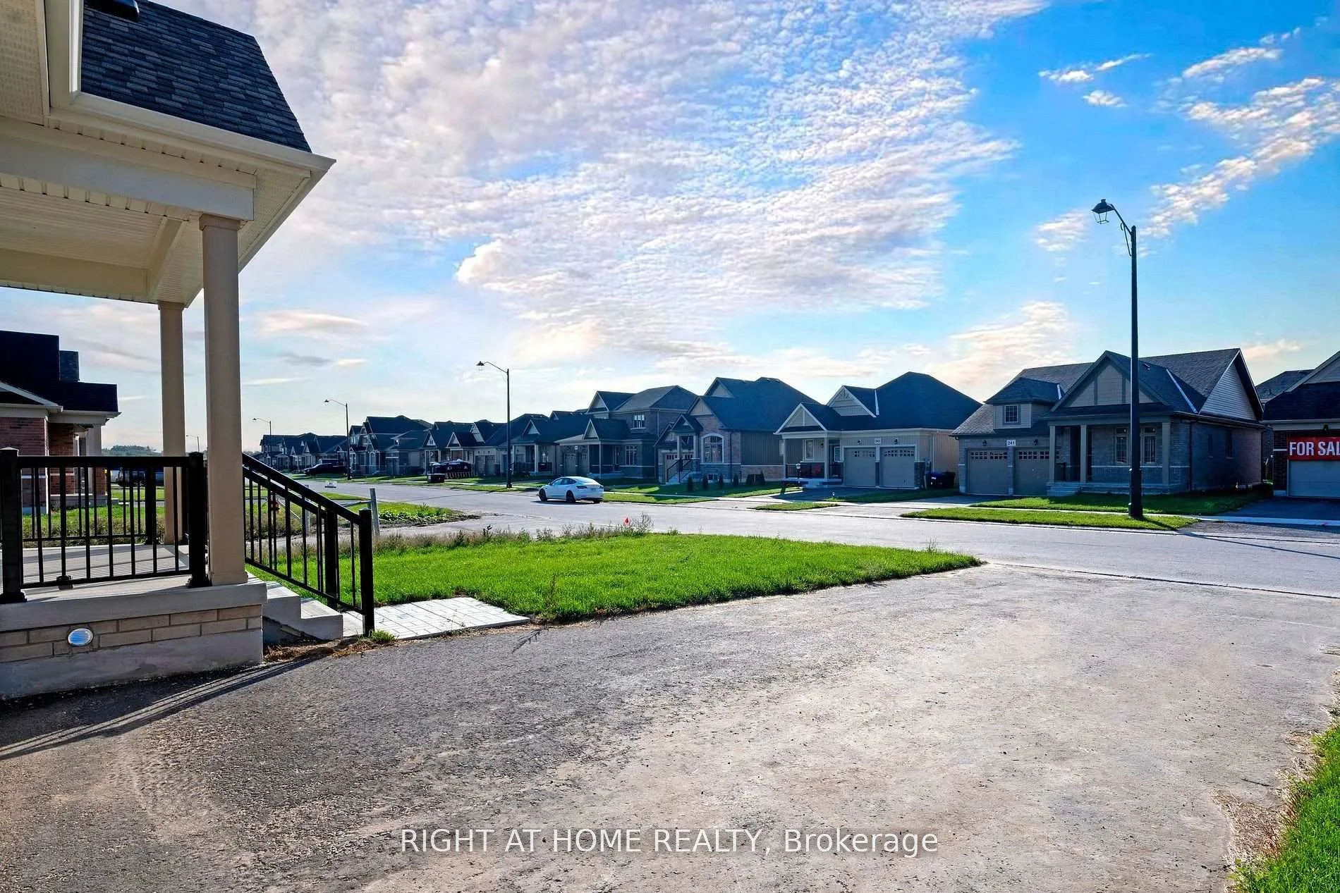 Photo 6 of 240 Wilcox Drive, Clearview, Stayner — HOMEH