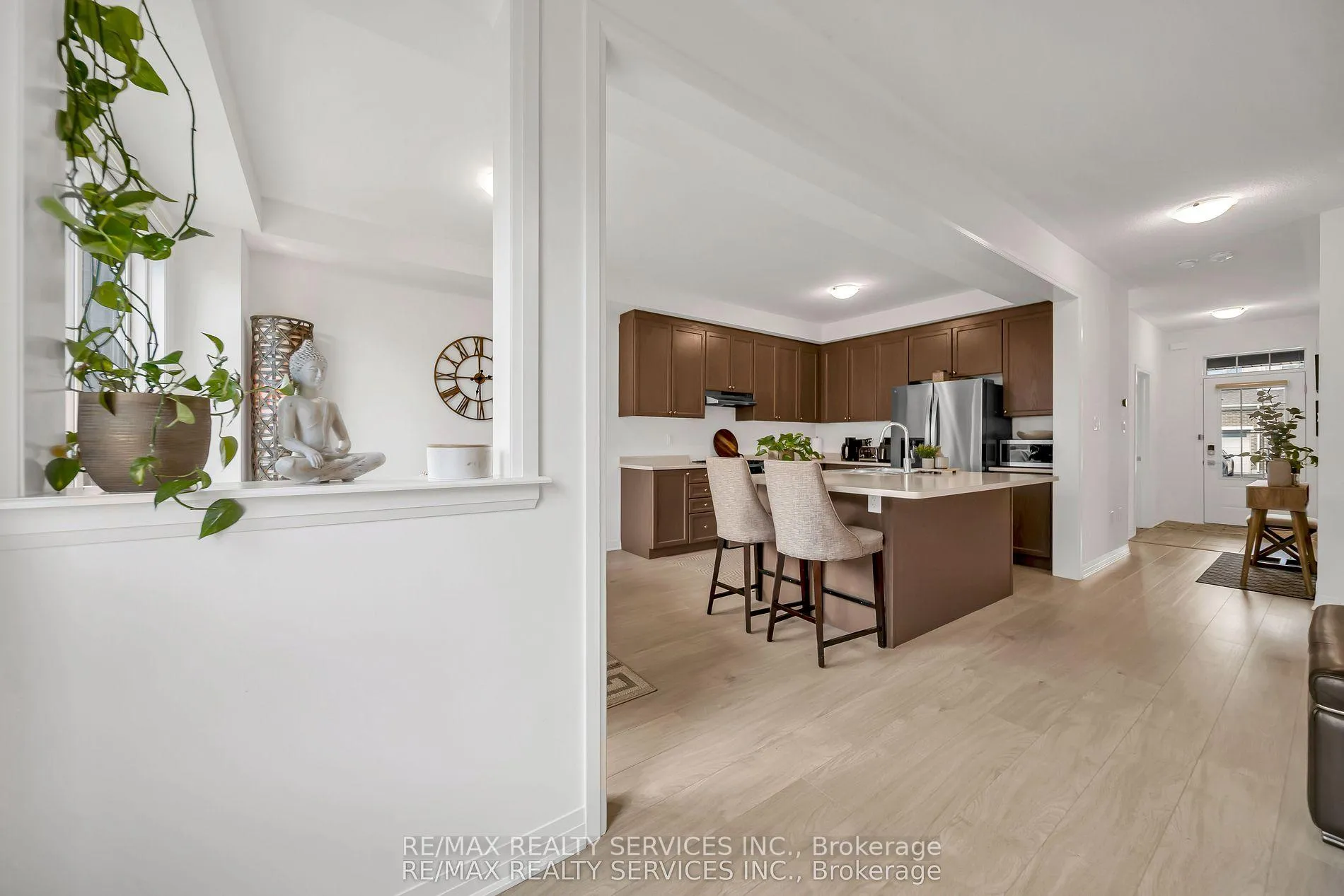 Photo 11 of 104 Sagewood Avenue, Barrie, Rural Barrie Southeast — HOMEH