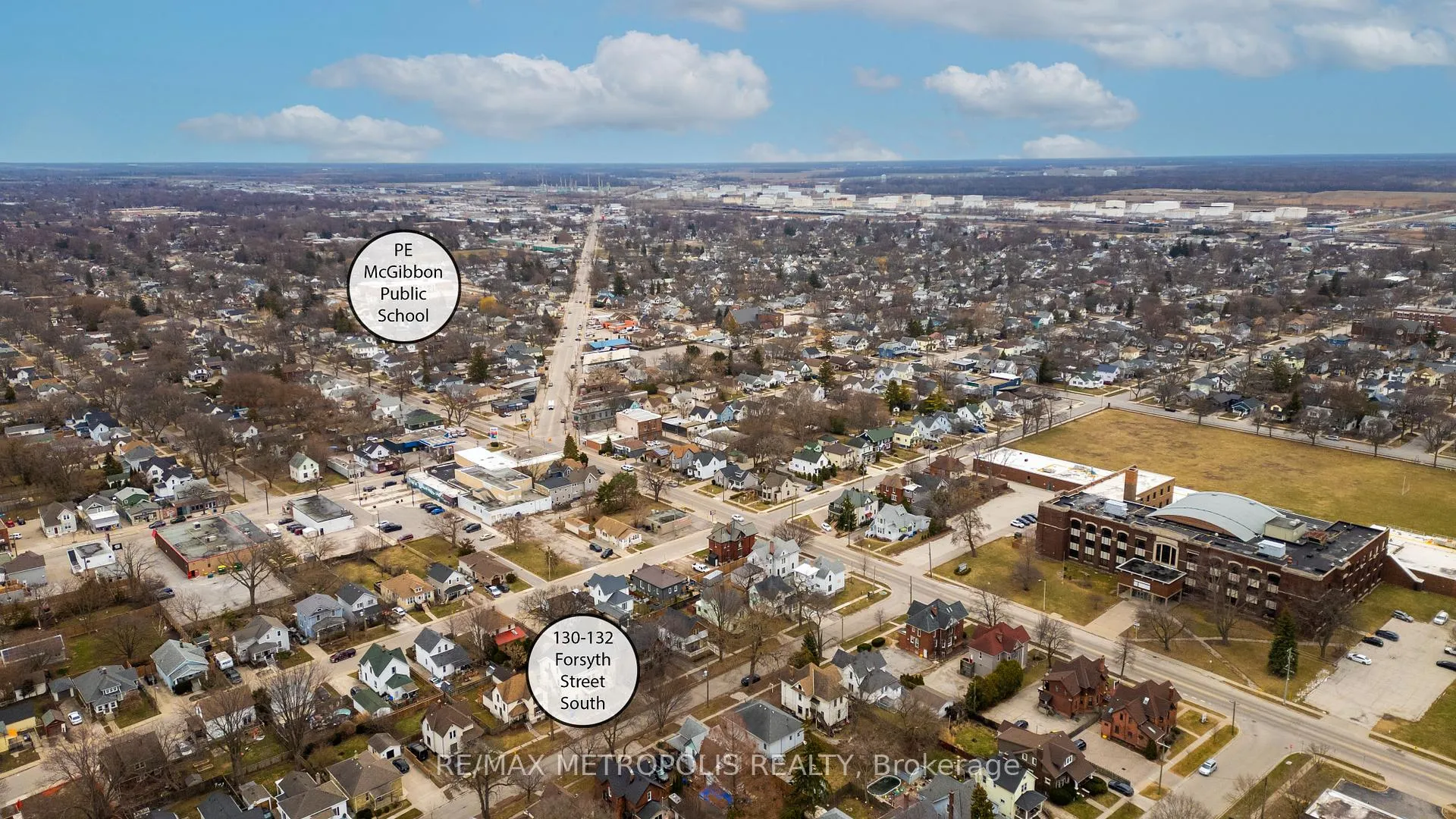 Photo 22 of Unit 2, 132 Forsyth Street S, Sarnia — HOMEH