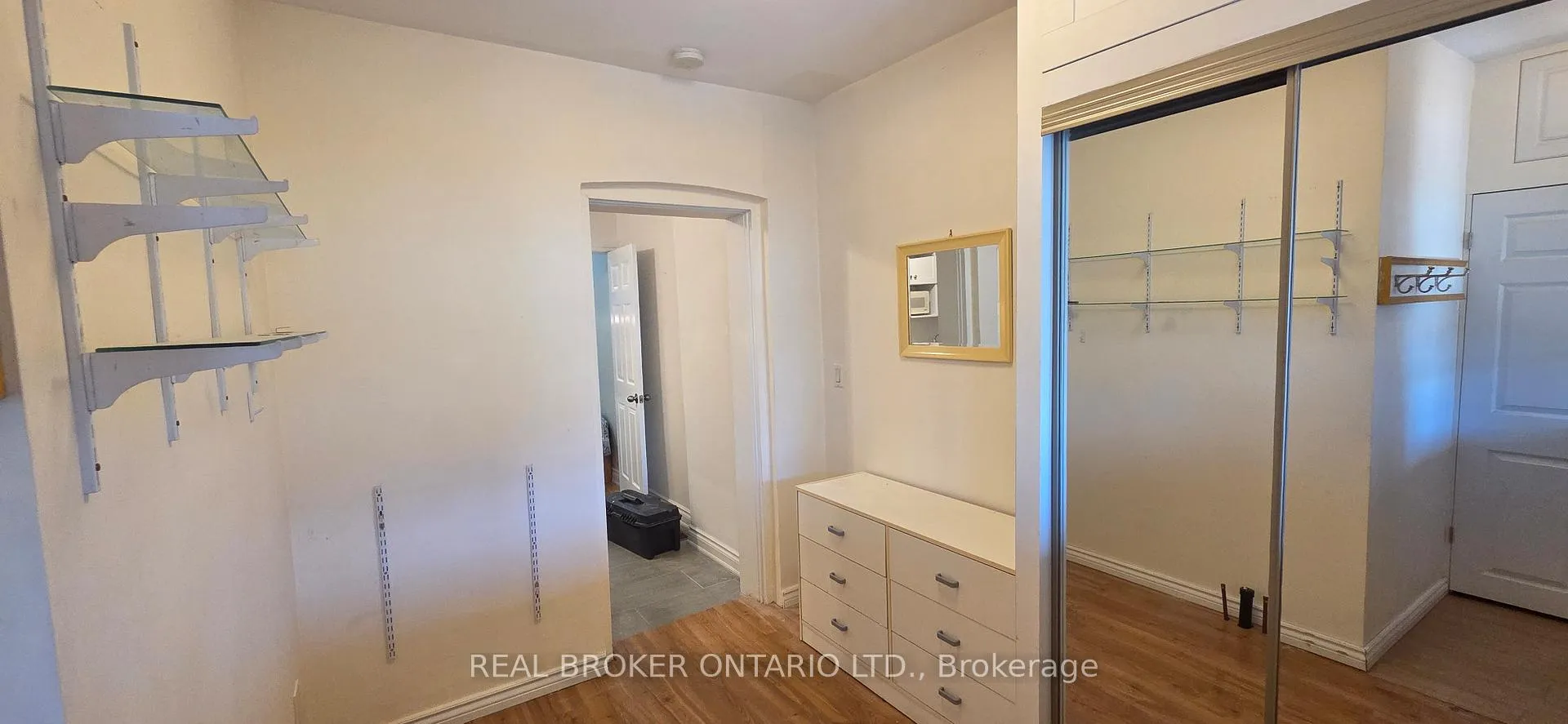 Photo 10 of 17 Howard Park Avenue, Toronto, Roncesvalles — HOMEH