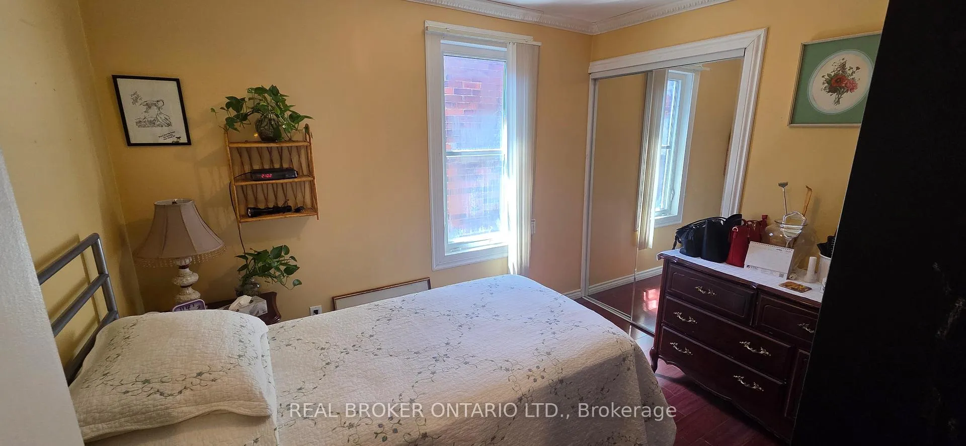 Photo 18 of 17 Howard Park Avenue, Toronto, Roncesvalles — HOMEH