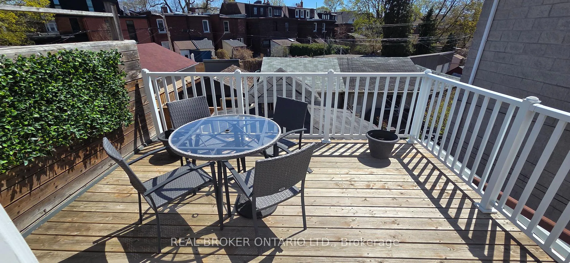 Photo 27 of 17 Howard Park Avenue, Toronto, Roncesvalles — HOMEH