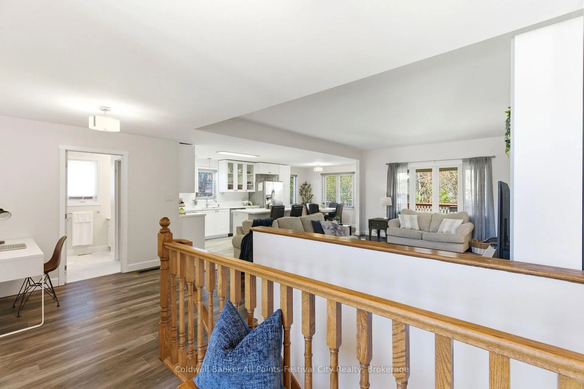 Photo 9 of 125 Picton Street E, Goderich, Goderich (Town) — HOMEH
