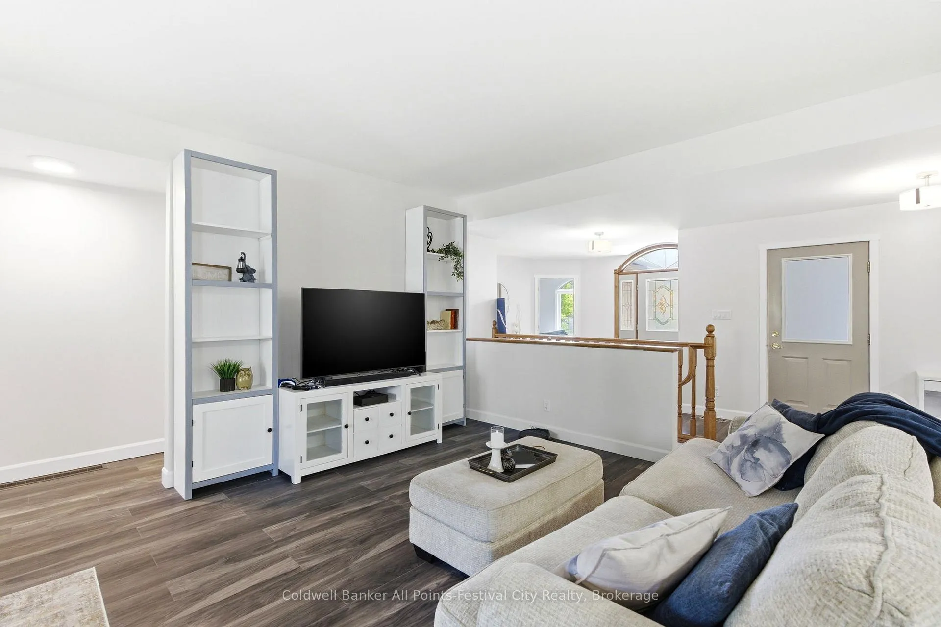 Photo 11 of 125 Picton Street E, Goderich, Goderich (Town) — HOMEH