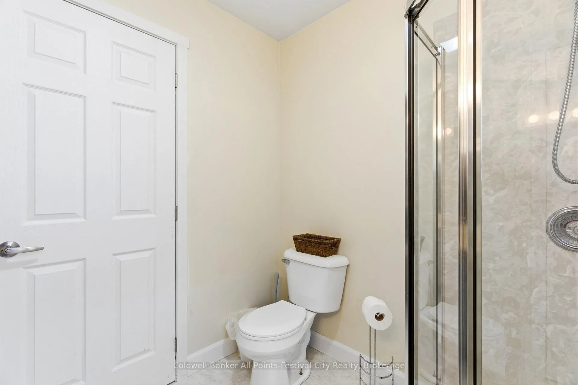 Photo 17 of 125 Picton Street E, Goderich, Goderich (Town) — HOMEH