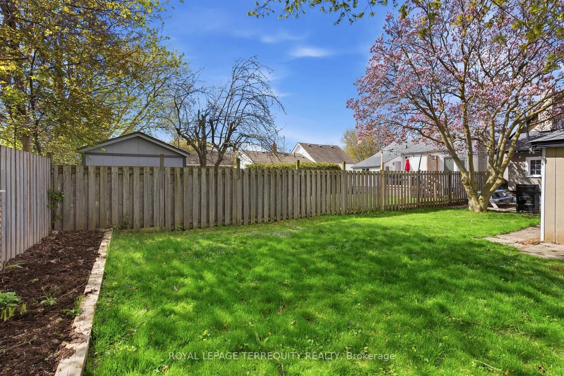 Photo 41 of 253 Oshawa Boulevard S, Oshawa, Central — HOMEH