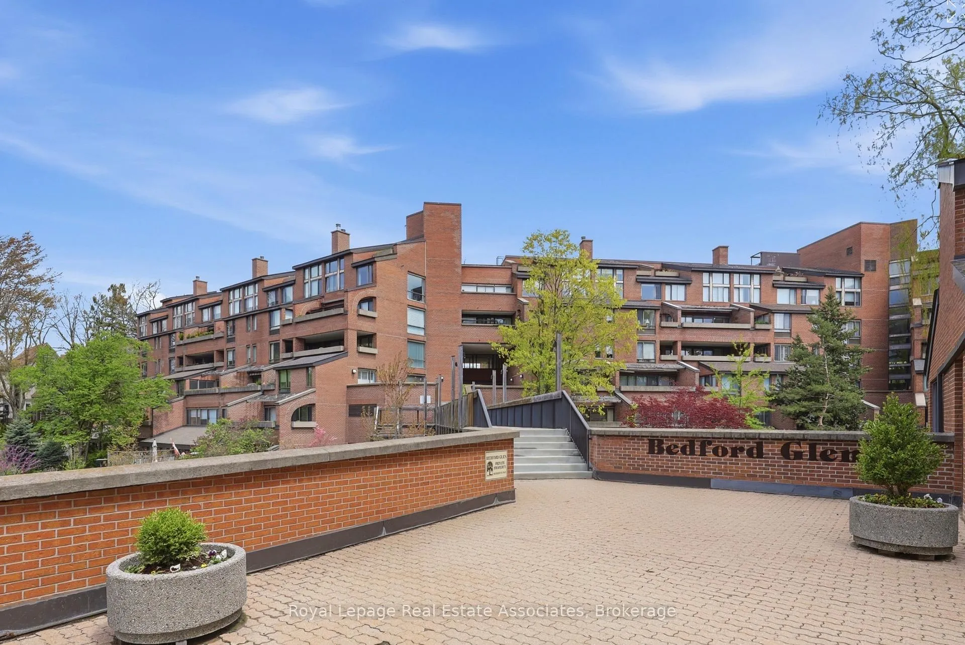 Photo 37 of Unit 116, 40 Sylvan Valley Way, Toronto, Bedford Park-Nortown — HOMEH