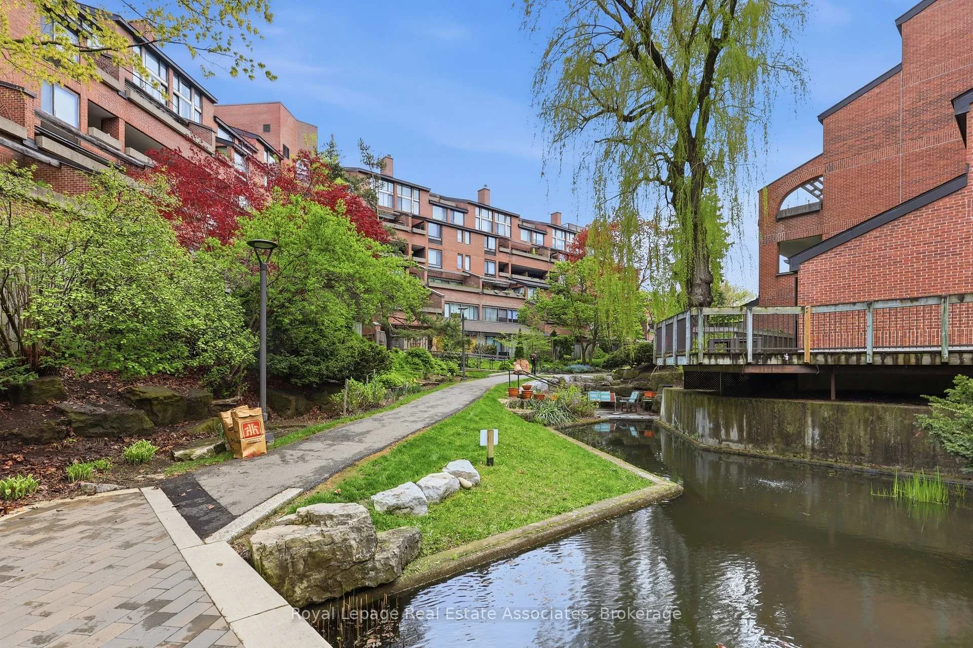 Photo 38 of Unit 116, 40 Sylvan Valley Way, Toronto, Bedford Park-Nortown — HOMEH