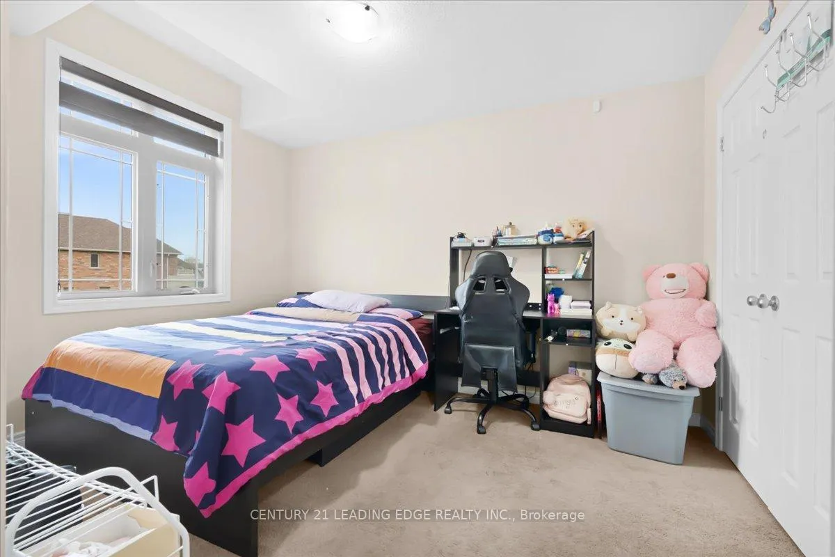 Photo 12 of 28 Drone Crescent, Guelph, Willow West/Sugarbush/West Acres — HOMEH