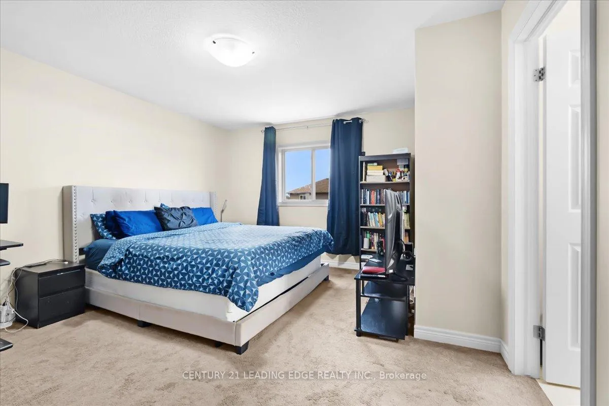 Photo 14 of 28 Drone Crescent, Guelph, Willow West/Sugarbush/West Acres — HOMEH