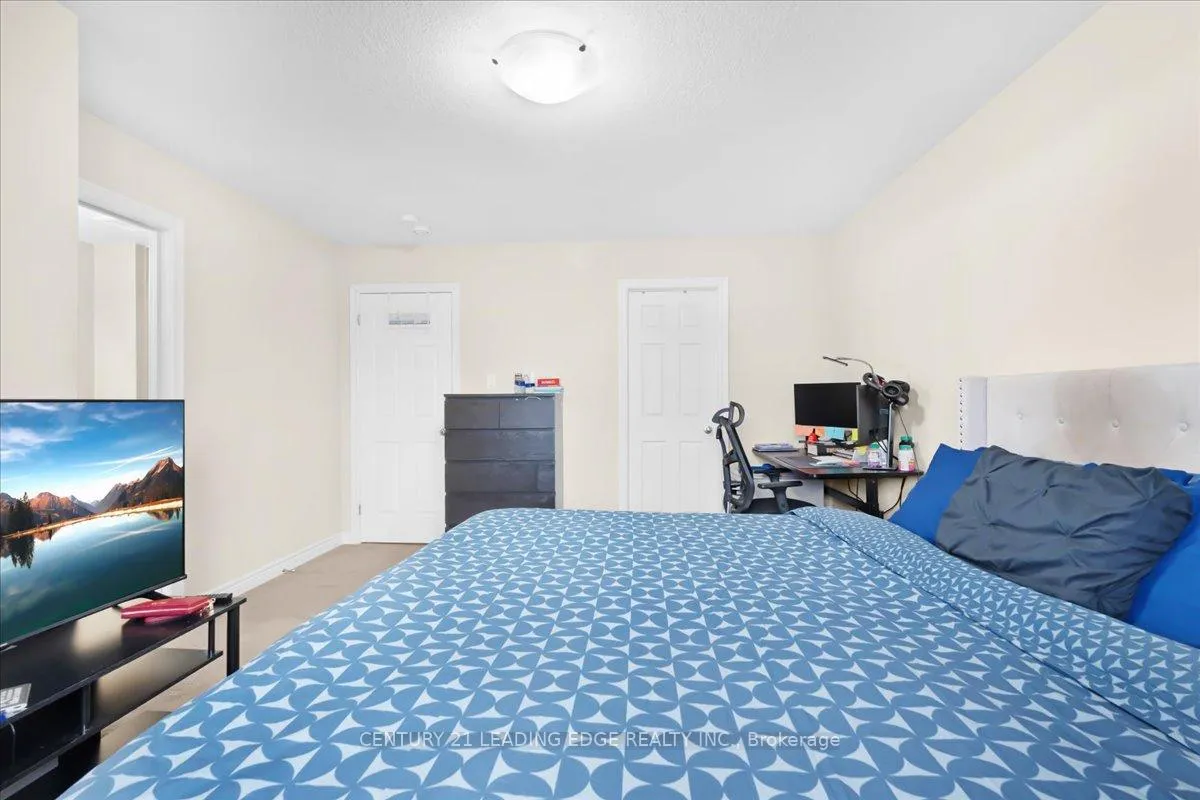 Photo 15 of 28 Drone Crescent, Guelph, Willow West/Sugarbush/West Acres — HOMEH
