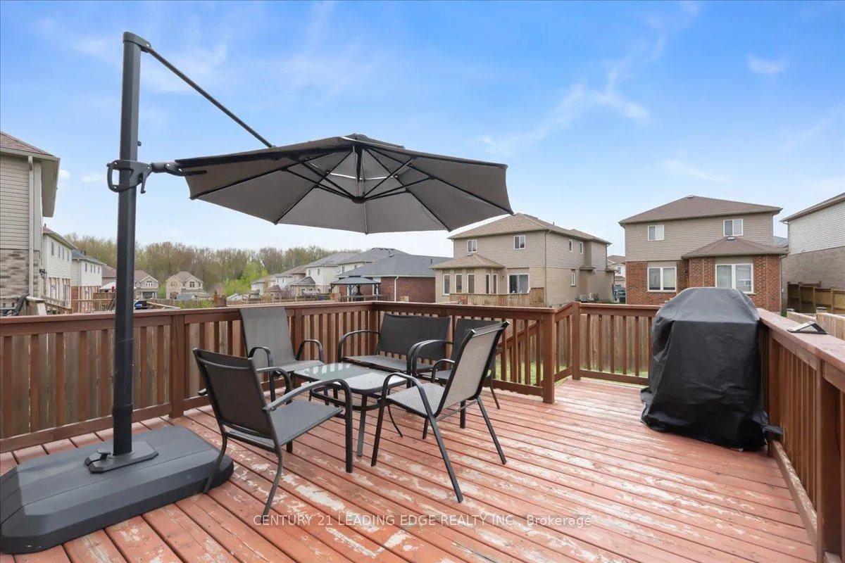 Photo 25 of 28 Drone Crescent, Guelph, Willow West/Sugarbush/West Acres — HOMEH