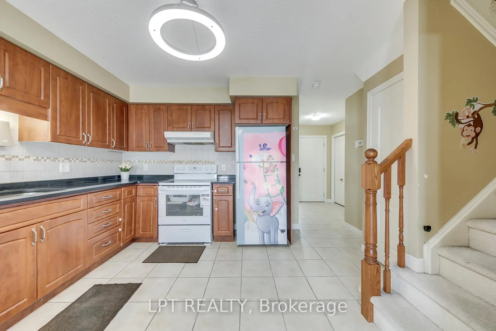 Photo 7 of Unit 6, 10 Fallowfield Drive, Kitchener, Country Hills East — HOMEH