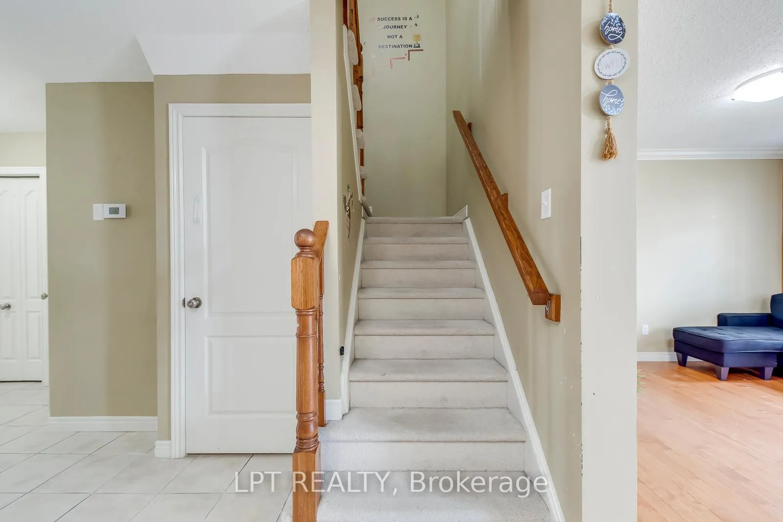 Photo 19 of Unit 6, 10 Fallowfield Drive, Kitchener, Country Hills East — HOMEH