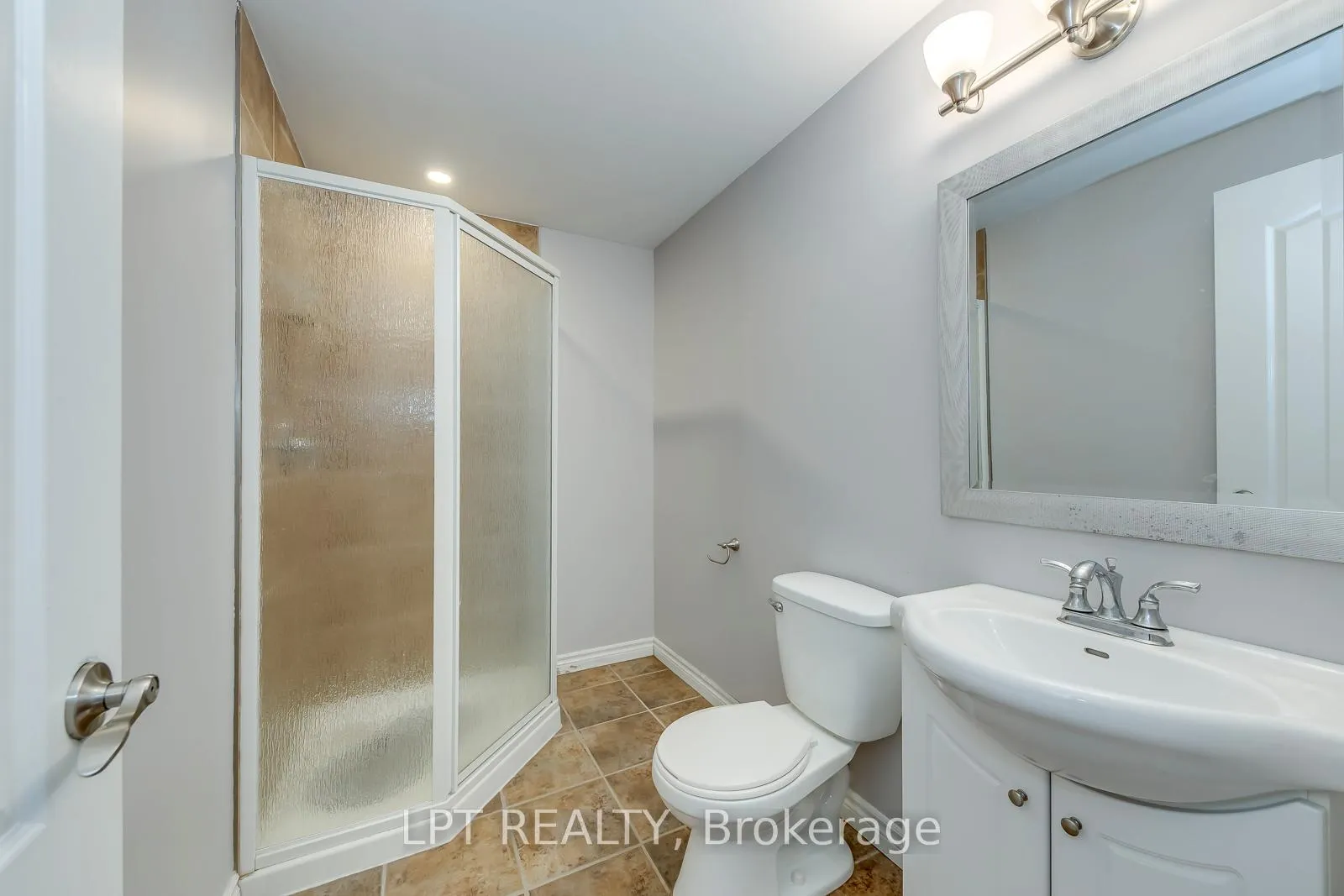 Photo 37 of Unit 6, 10 Fallowfield Drive, Kitchener, Country Hills East — HOMEH