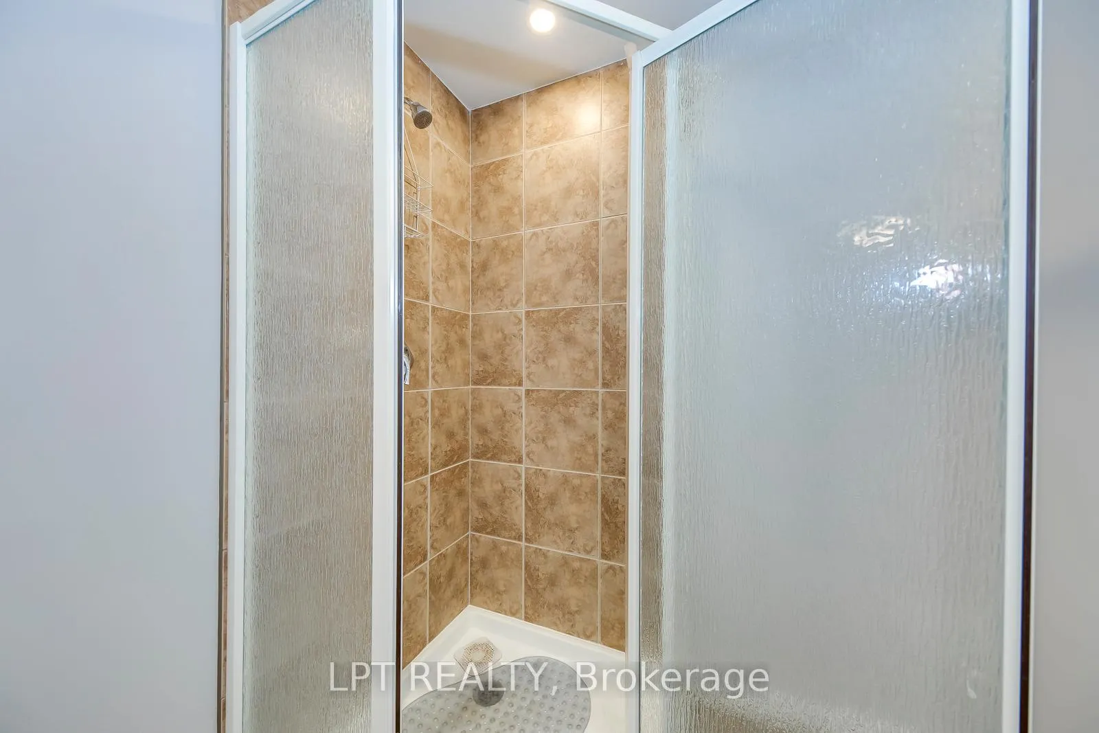 Photo 38 of Unit 6, 10 Fallowfield Drive, Kitchener, Country Hills East — HOMEH