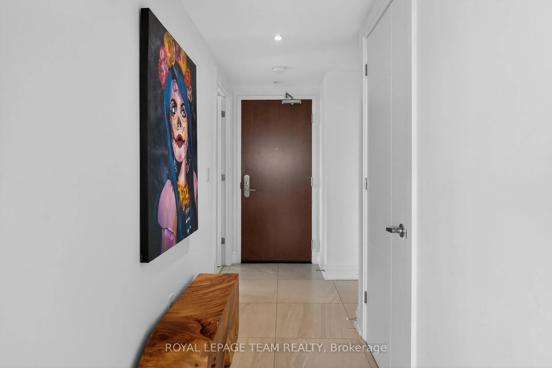 Photo 6 of Unit 1, 805 Carling Avenue, Ottawa, West Centre Town — HOMEH