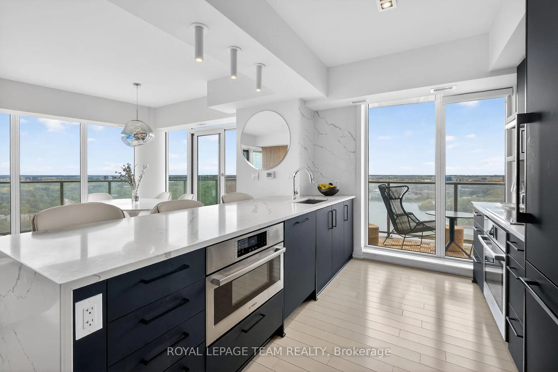 Photo 23 of Unit 1, 805 Carling Avenue, Ottawa, West Centre Town — HOMEH