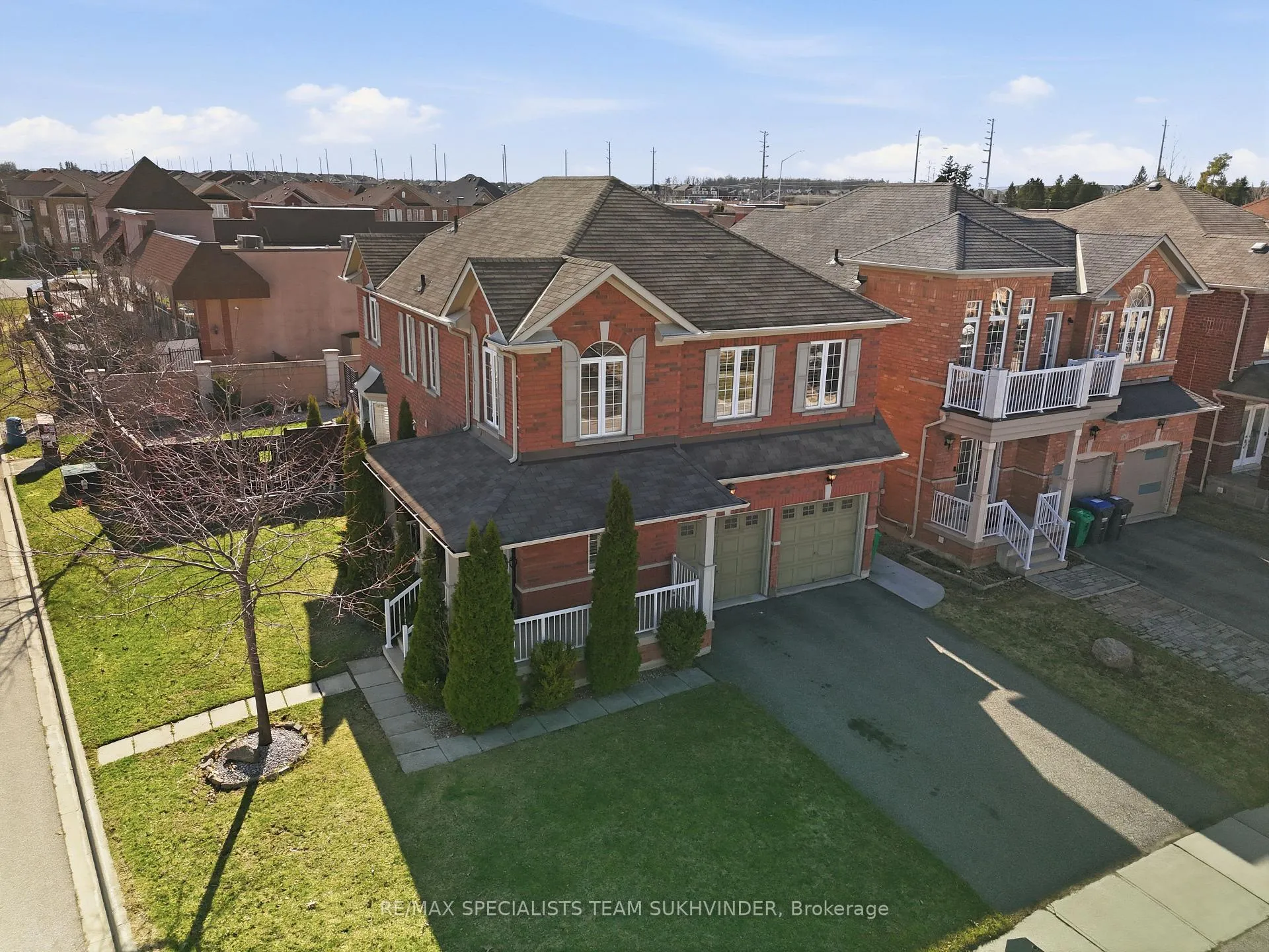 Photo 1 of 42 Delphinium Way, Brampton, Northwest Sandalwood Parkway — HOMEH