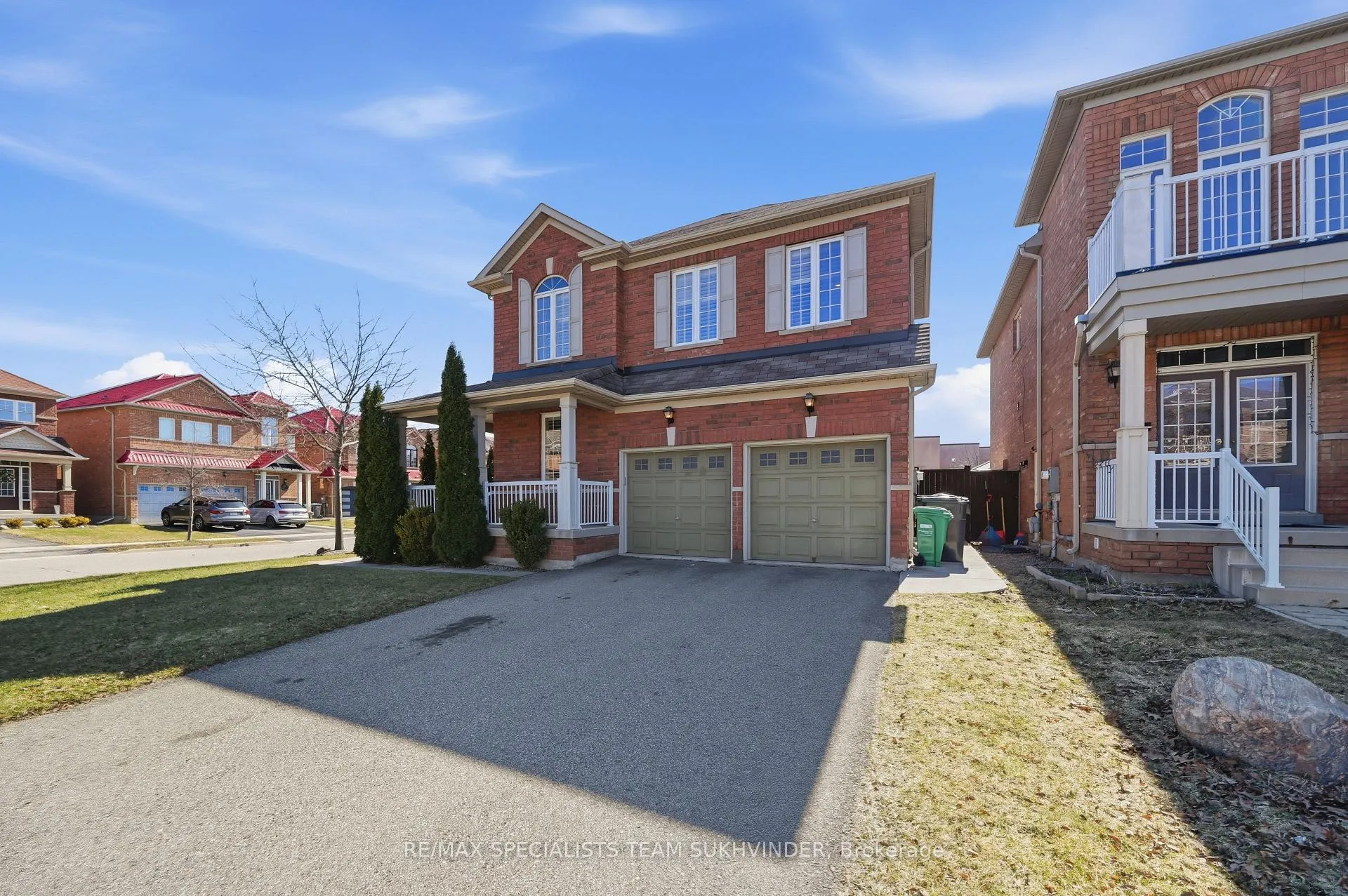 Photo 2 of 42 Delphinium Way, Brampton, Northwest Sandalwood Parkway — HOMEH