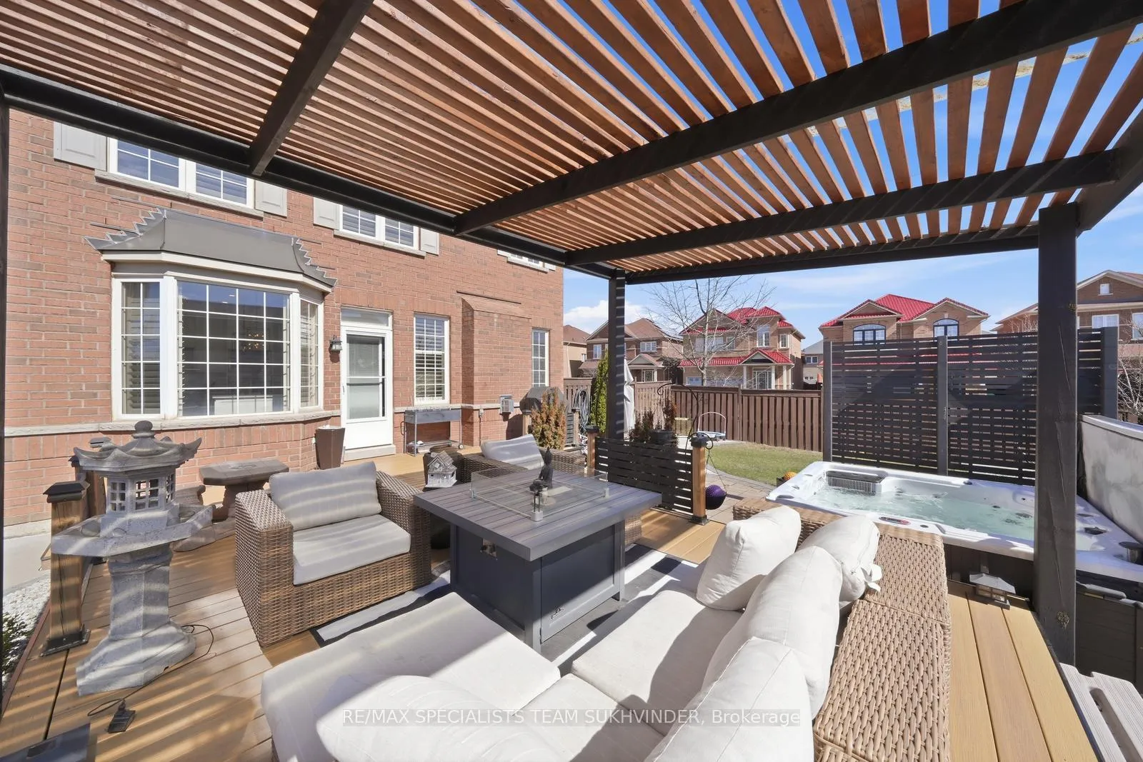 Photo 34 of 42 Delphinium Way, Brampton, Northwest Sandalwood Parkway — HOMEH