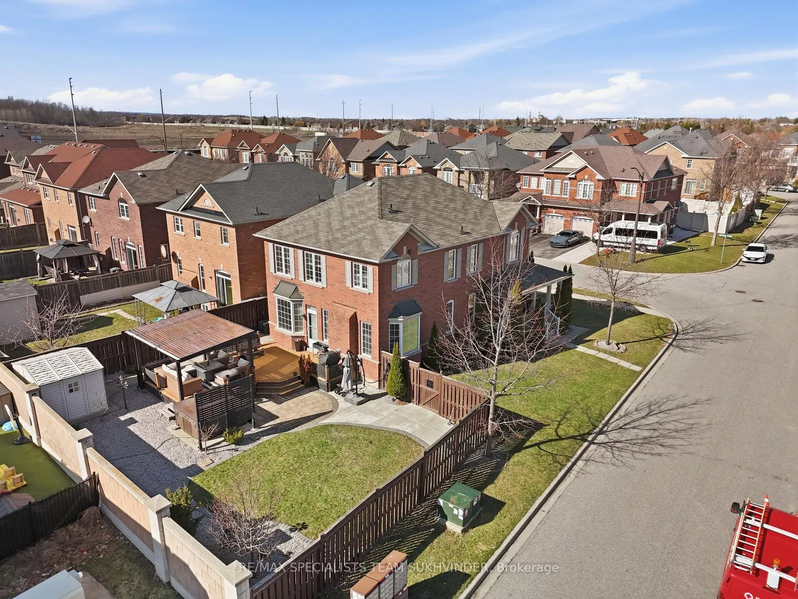 Photo 40 of 42 Delphinium Way, Brampton, Northwest Sandalwood Parkway — HOMEH