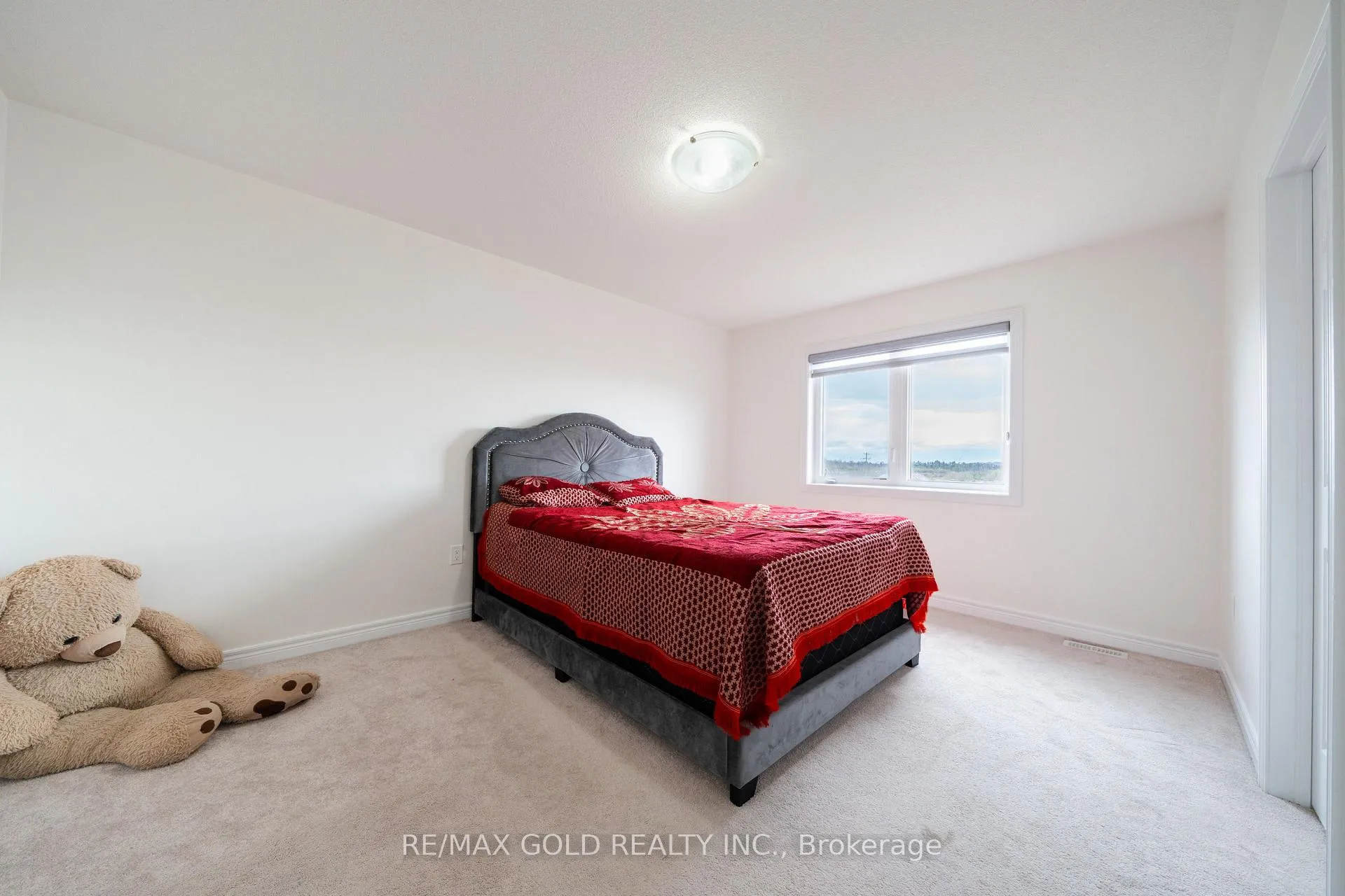 Photo 26 of 162 Clark Street, Shelburne — HOMEH