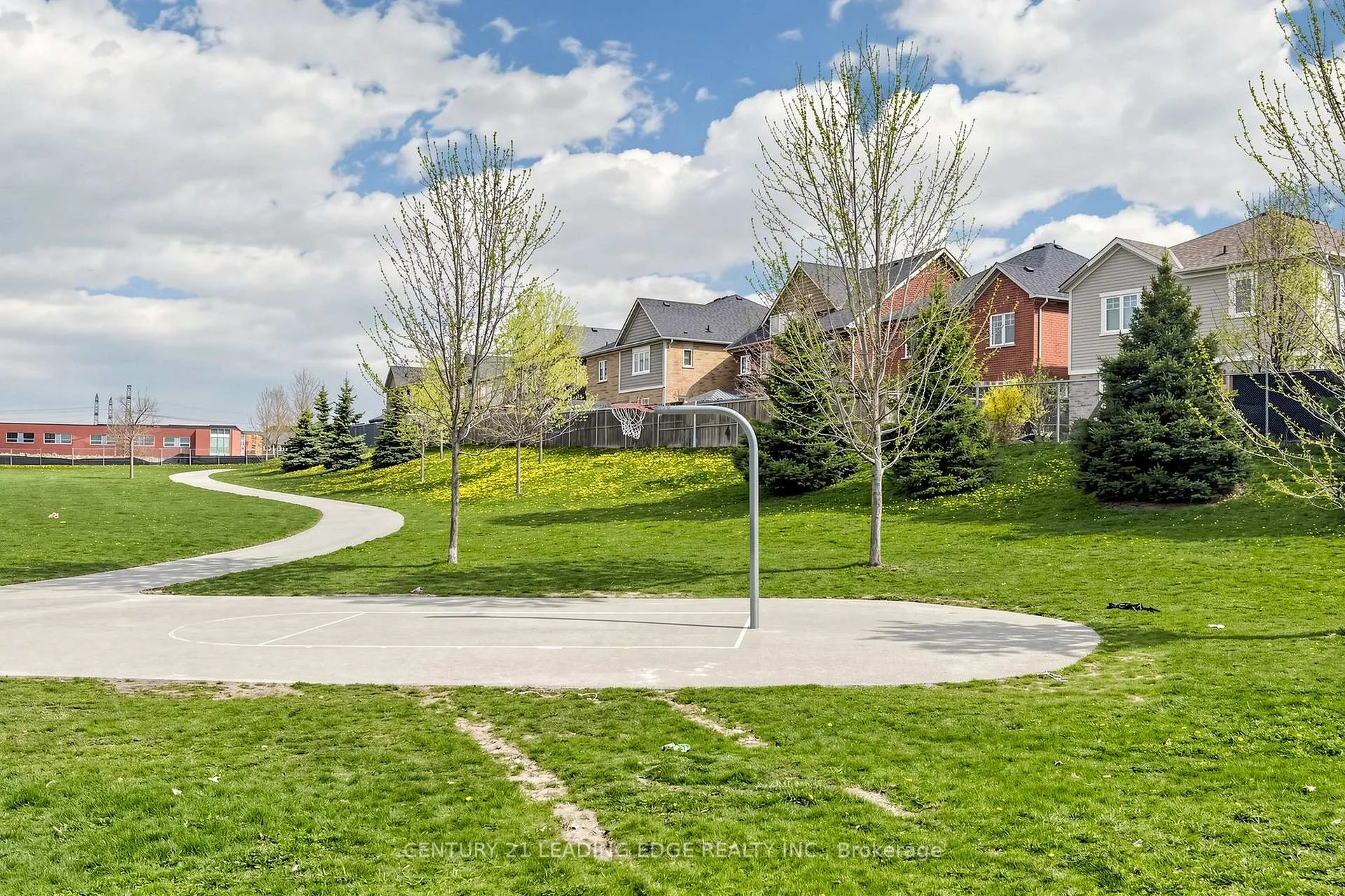 Photo 39 of 61 Far North Court, Oshawa, Windfields — HOMEH