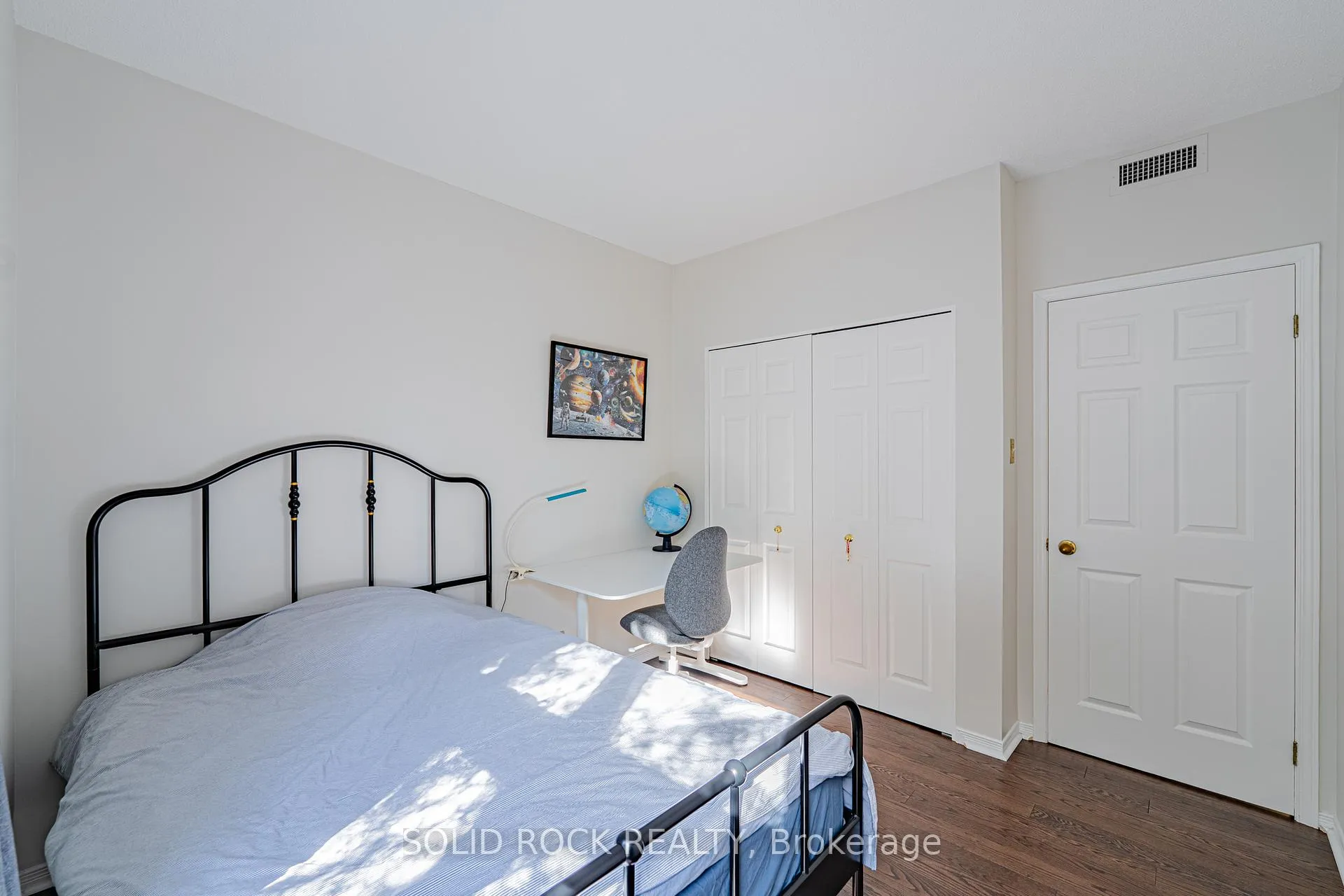 Photo 19 of Unit 106, 11 Durham Private, Ottawa, Lindenlea — HOMEH