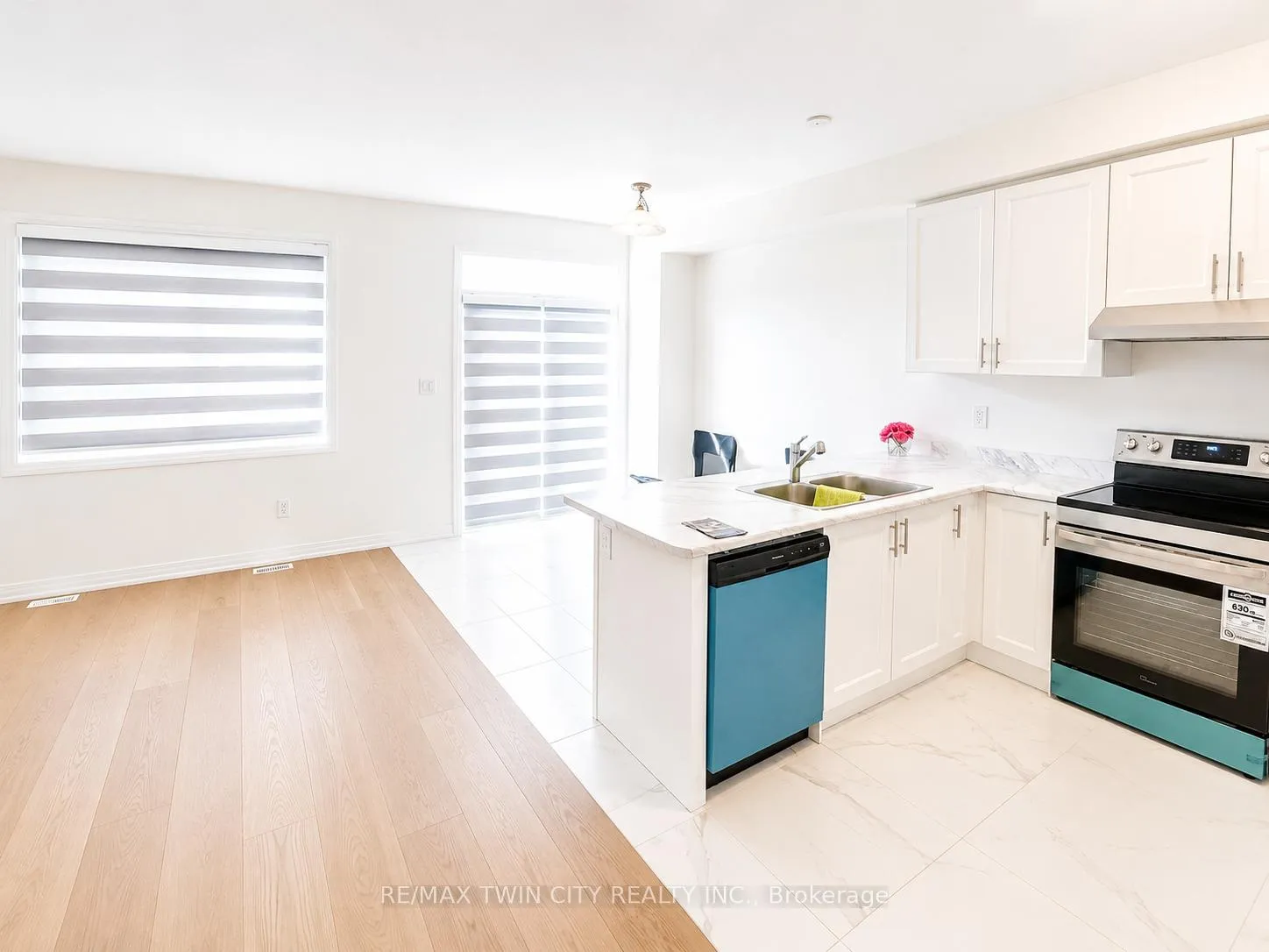 Photo 3 of 395 Starlight Avenue, Woolwich — HOMEH