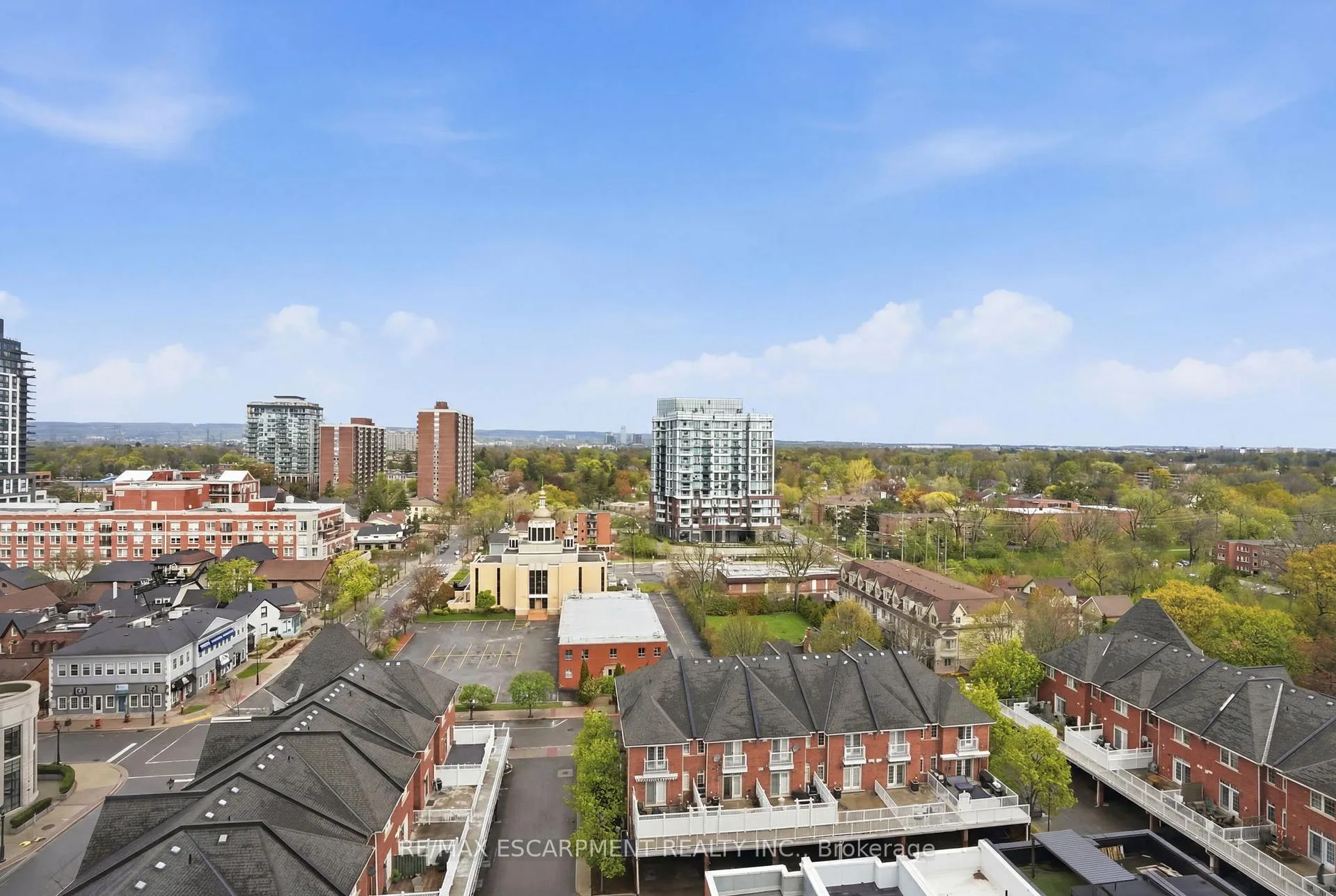 Photo 23 of Unit 1002, 2075 Lakeshore Road, Burlington, Brant — HOMEH
