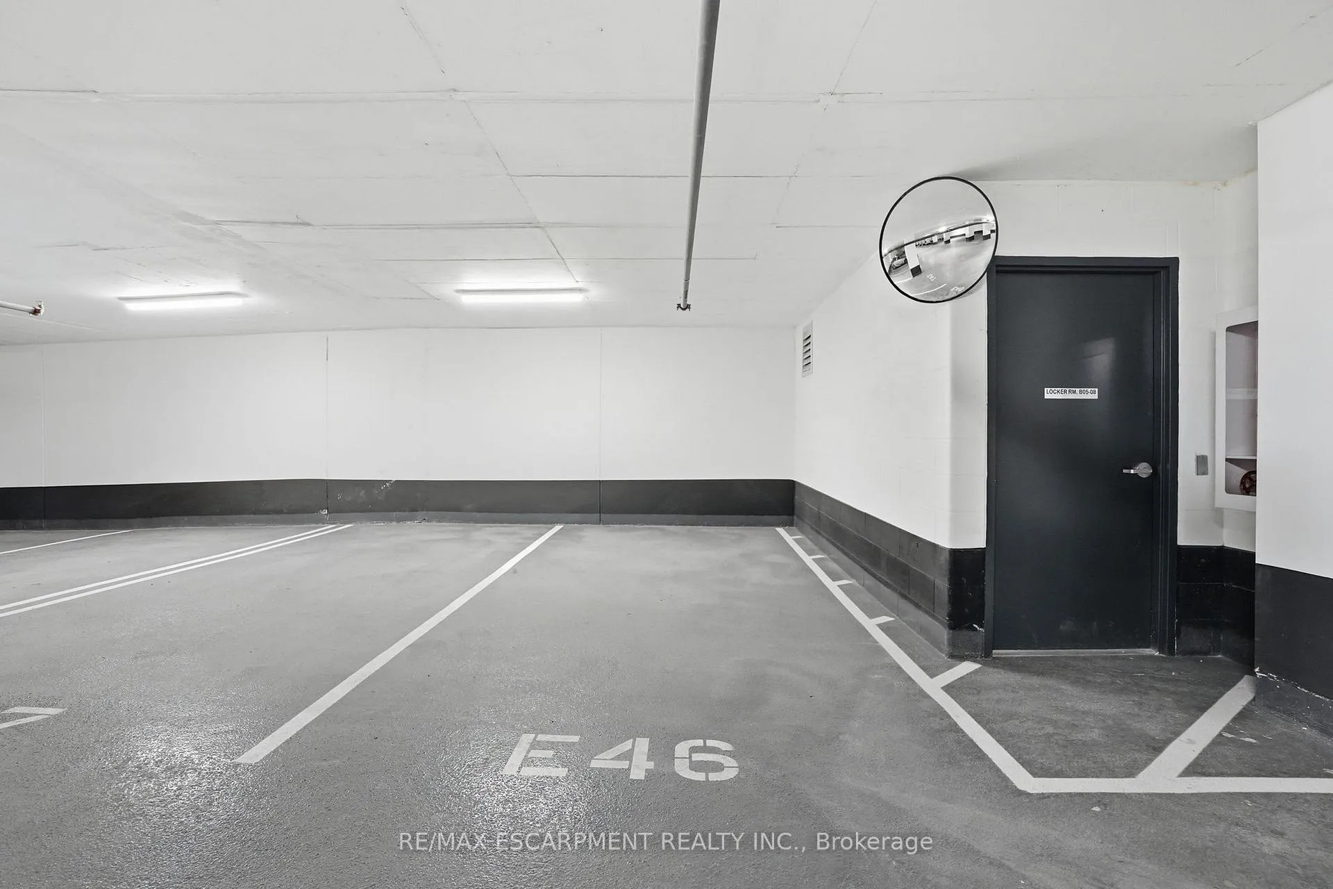 Photo 25 of Unit 1002, 2075 Lakeshore Road, Burlington, Brant — HOMEH