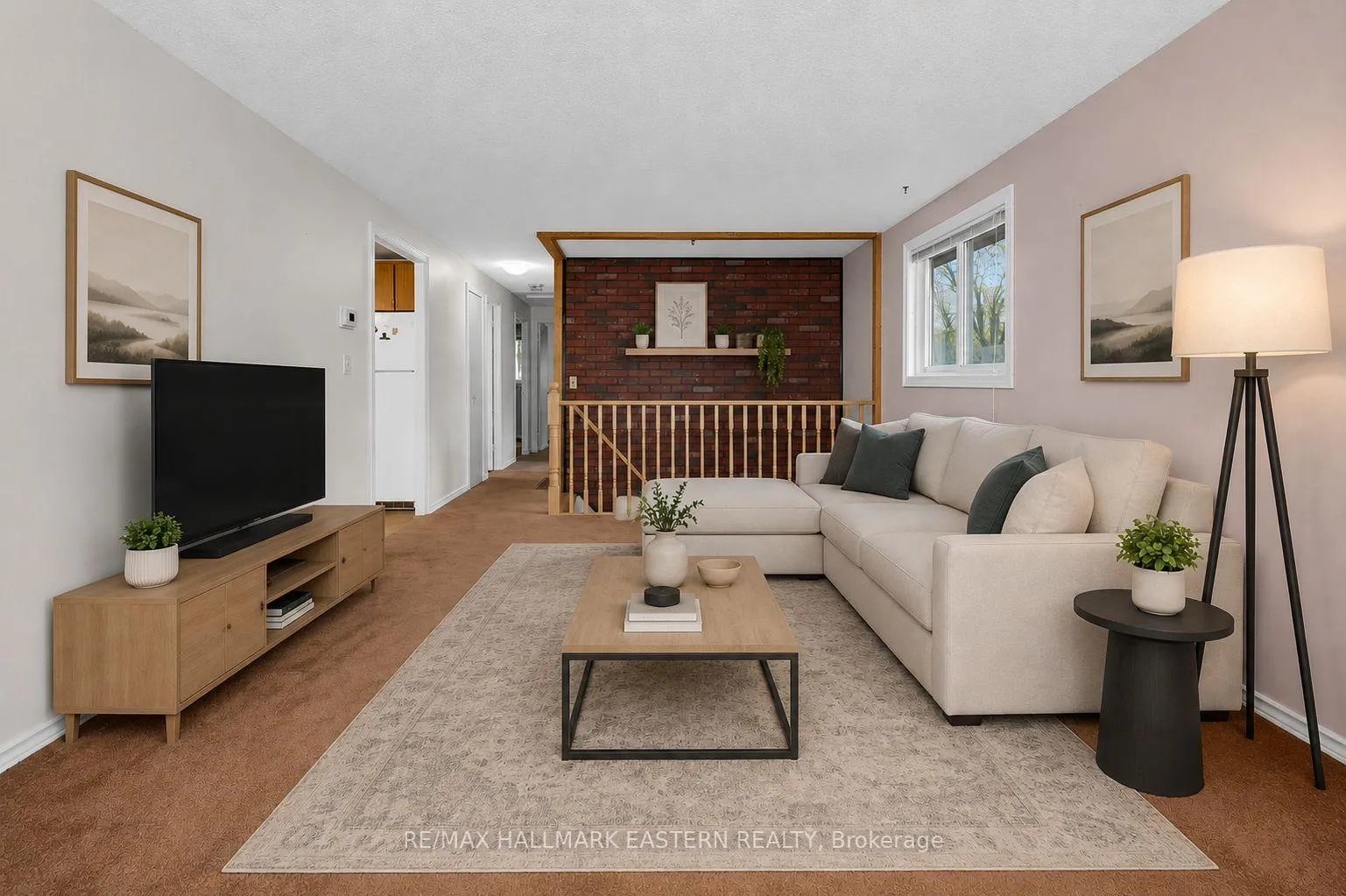 Photo 7 of 1121 Norman Crescent, Oshawa, Donevan — HOMEH