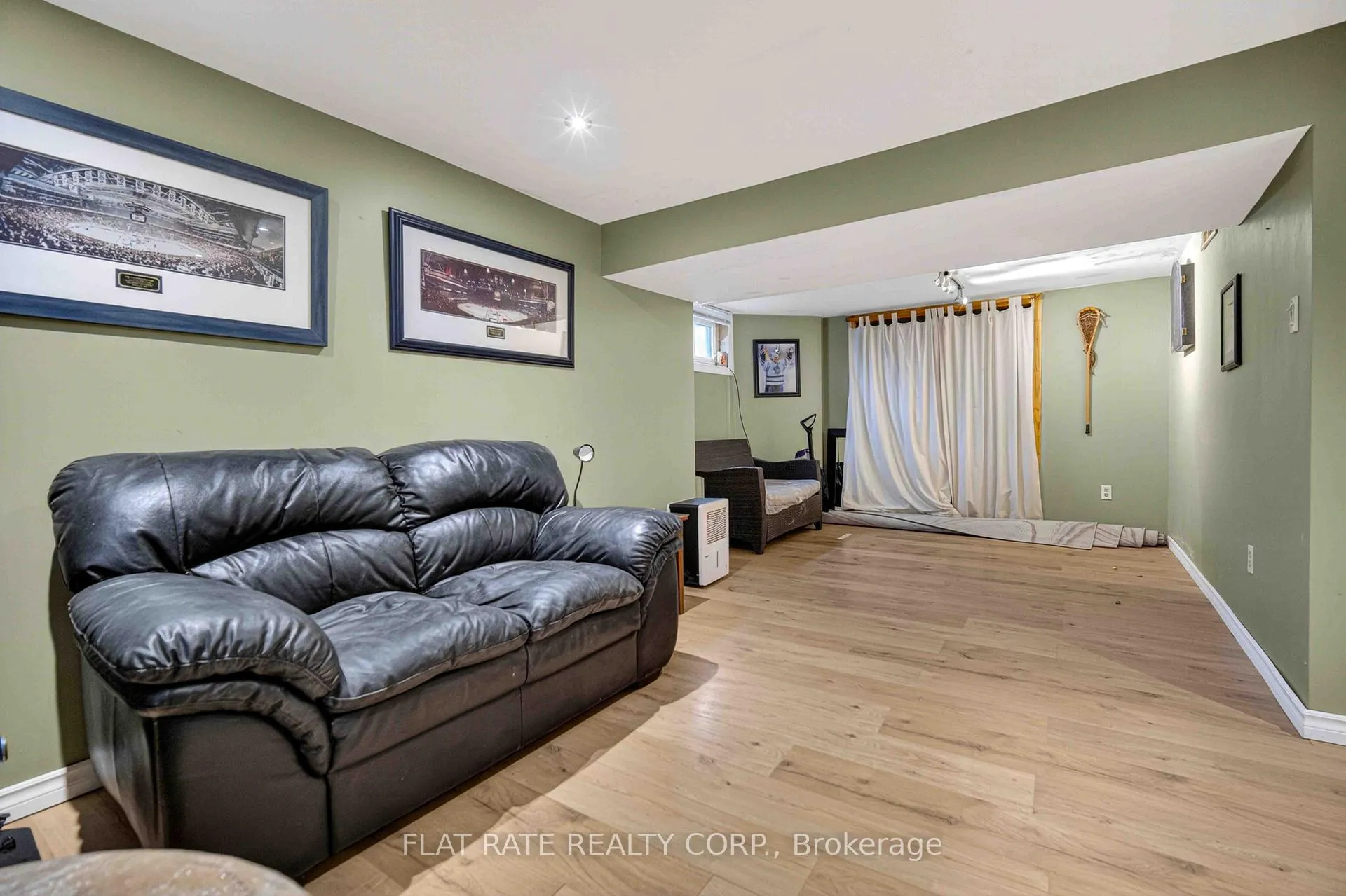 Photo 21 of 46 Morrow Street, Peterborough, Otonabee Ward 1 — HOMEH