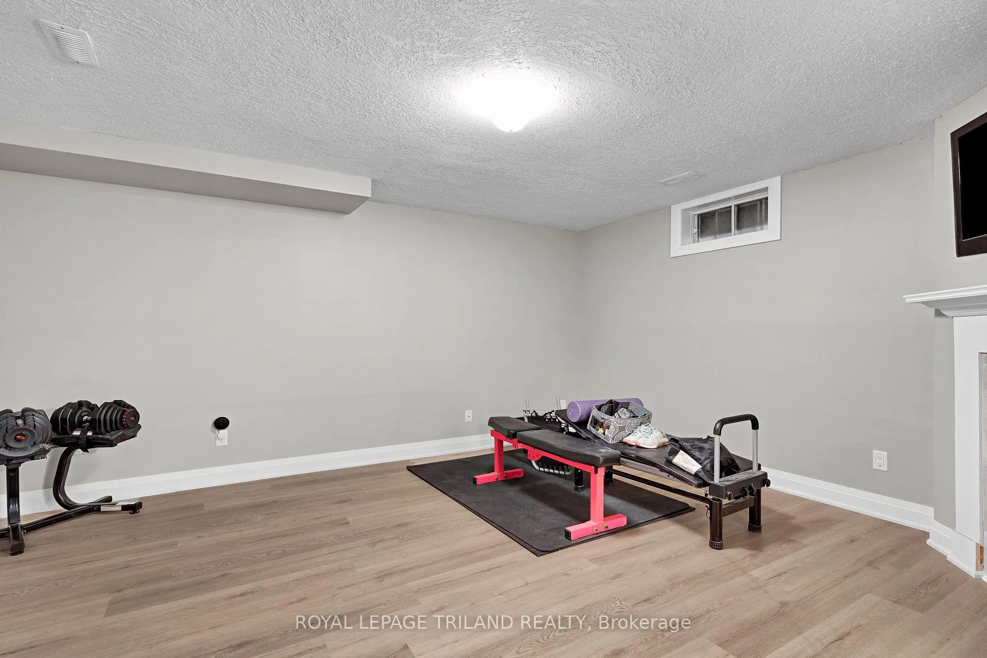 Photo 31 of Unit B, 129 Symes Street, Southwest Middlesex, Glencoe — HOMEH