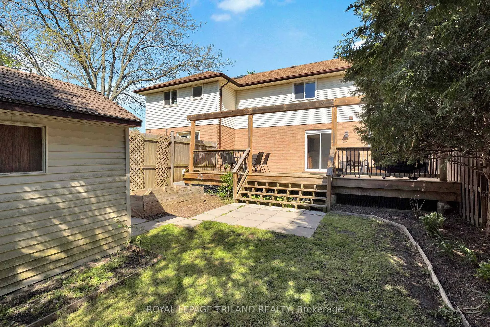 Photo 42 of Unit B, 129 Symes Street, Southwest Middlesex, Glencoe — HOMEH
