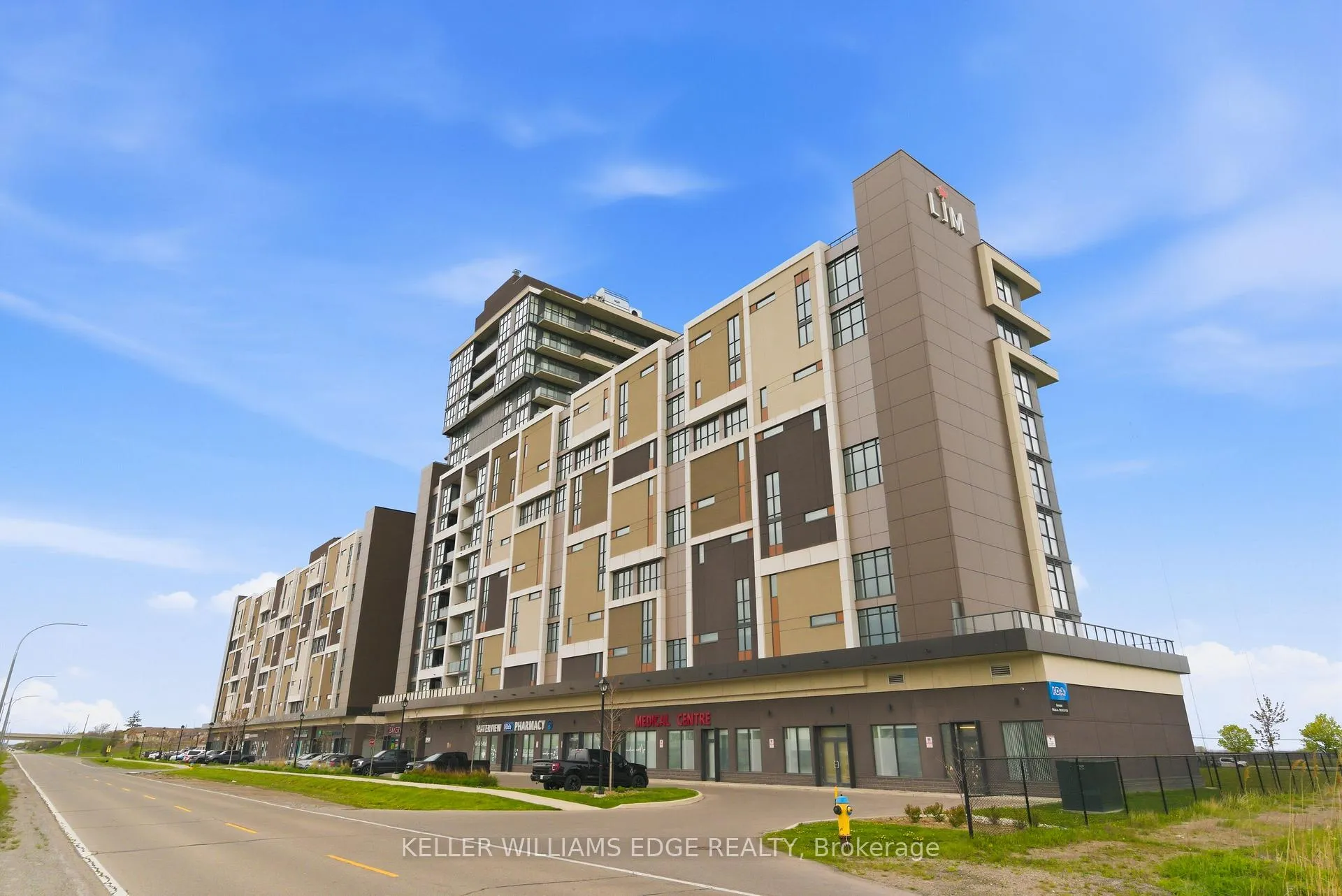 Photo 3 of Unit 311, 550 North Service Road, Grimsby, Grimsby Beach — HOMEH