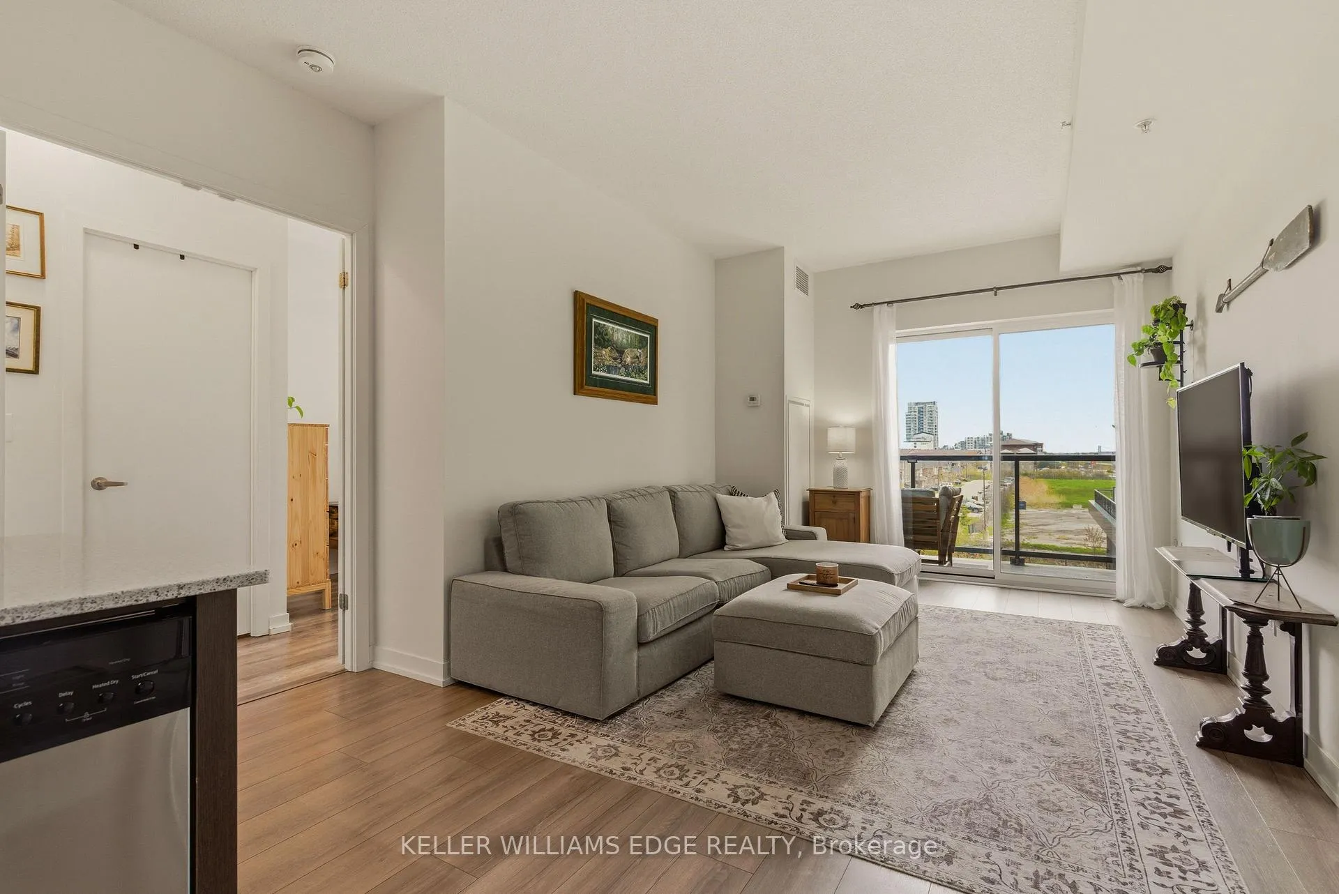 Photo 25 of Unit 311, 550 North Service Road, Grimsby, Grimsby Beach — HOMEH