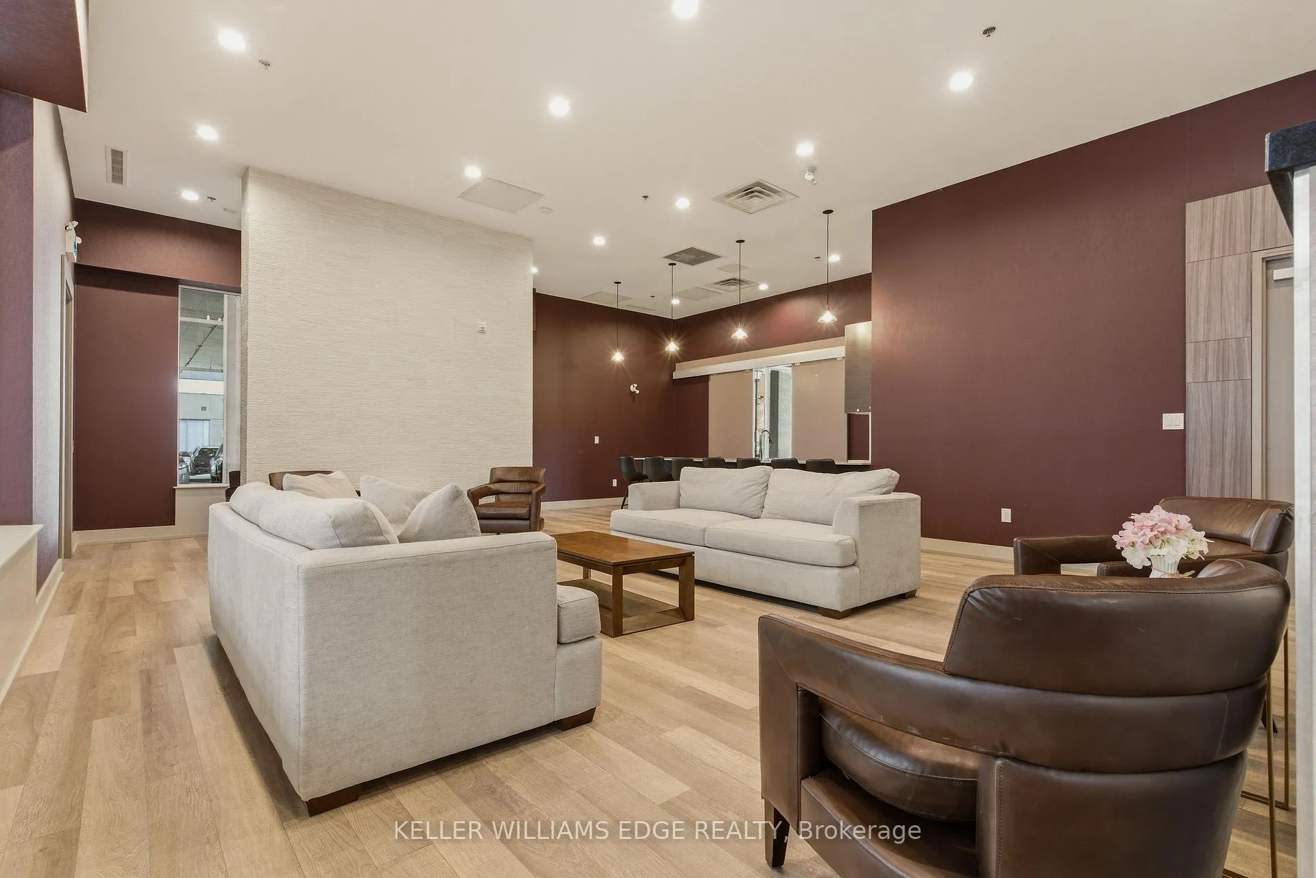 Photo 38 of Unit 311, 550 North Service Road, Grimsby, Grimsby Beach — HOMEH
