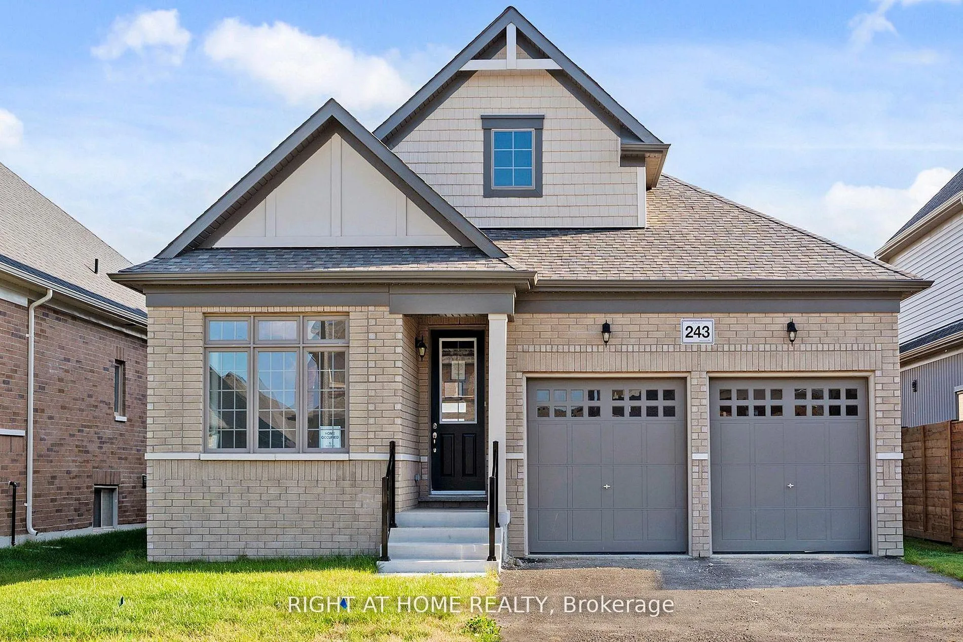Photo 1 of 243 Duncan Street, Clearview, Stayner — HOMEH