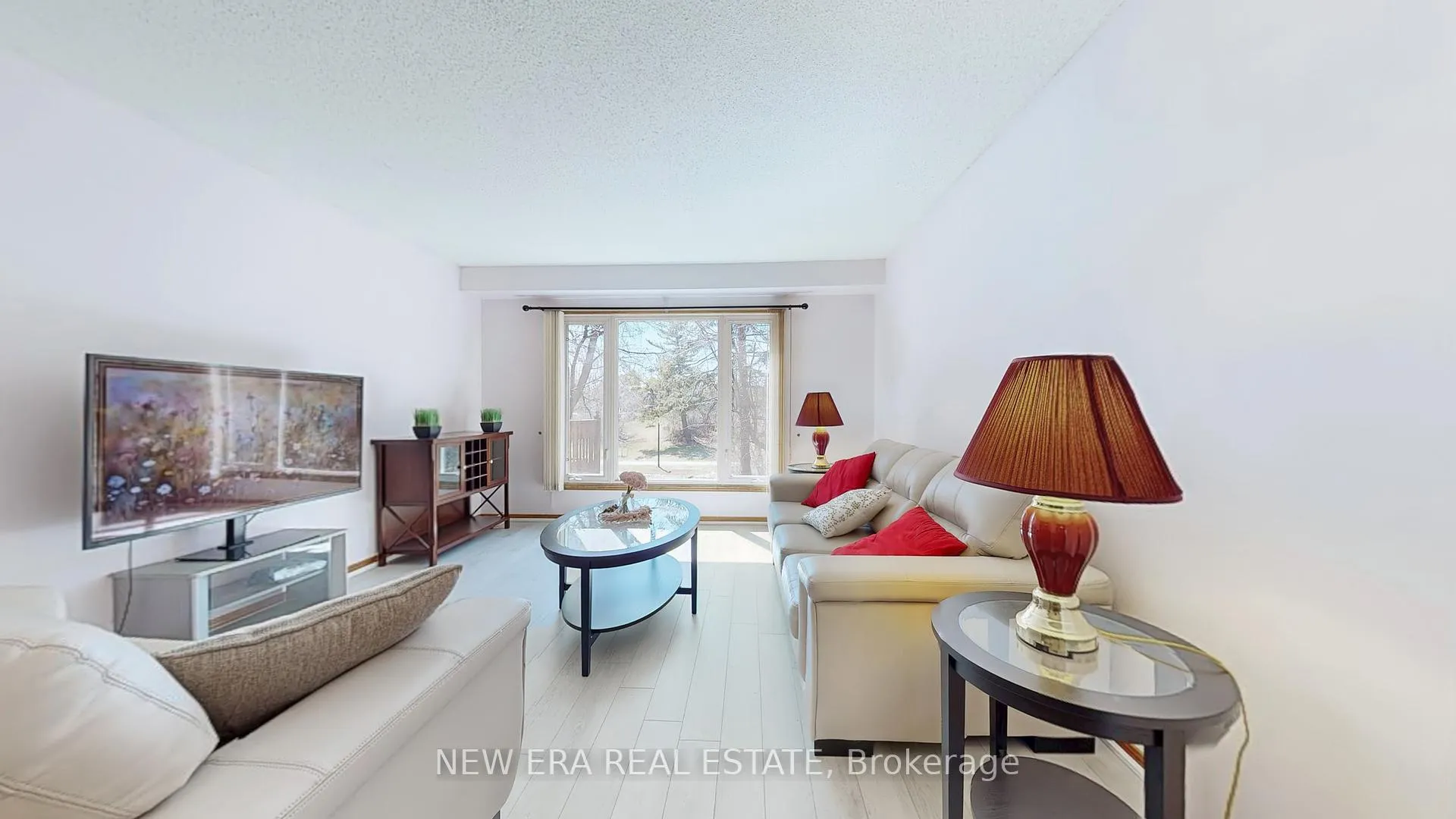 Photo 6 of 100 Cherry Hills Road, Vaughan, Glen Shields — HOMEH