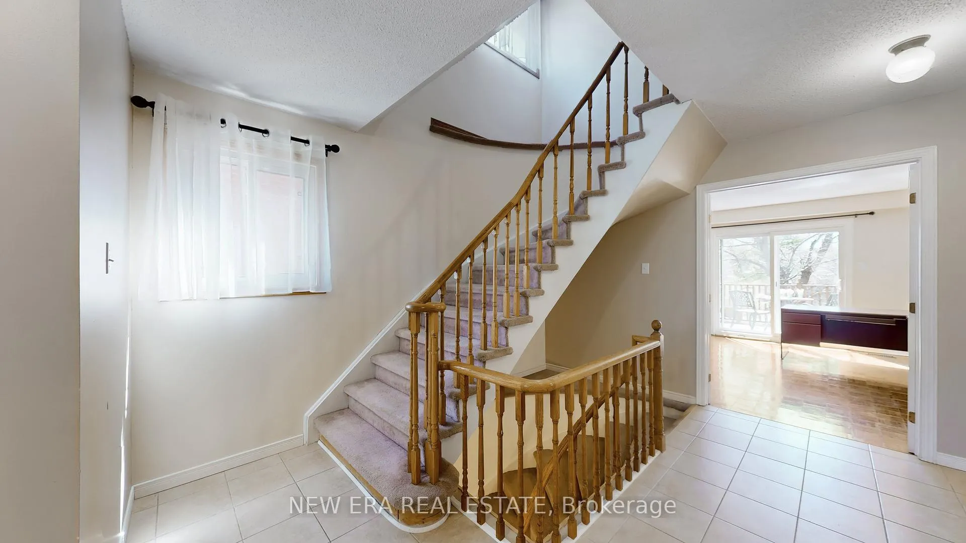 Photo 17 of 100 Cherry Hills Road, Vaughan, Glen Shields — HOMEH