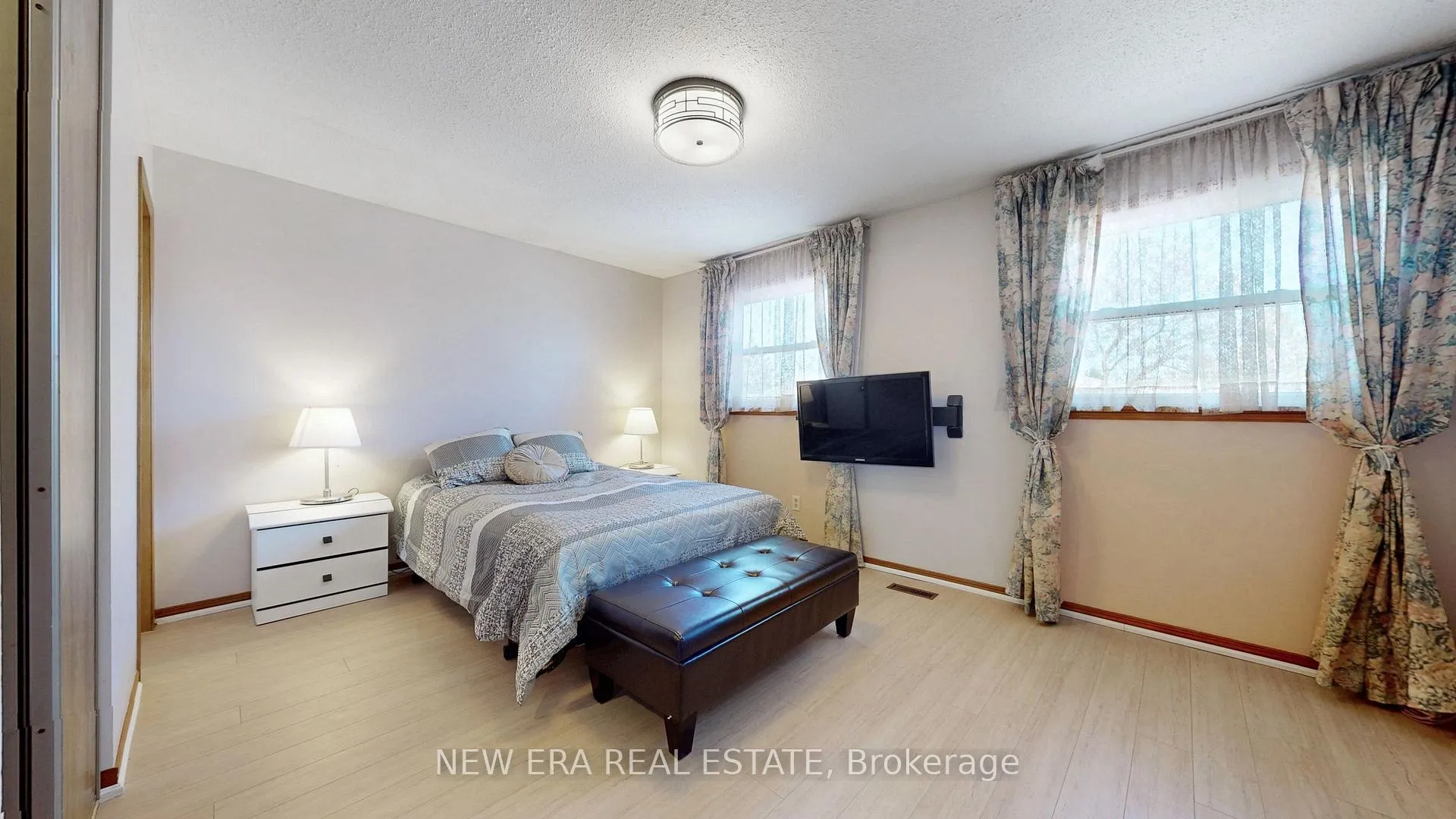 Photo 18 of 100 Cherry Hills Road, Vaughan, Glen Shields — HOMEH