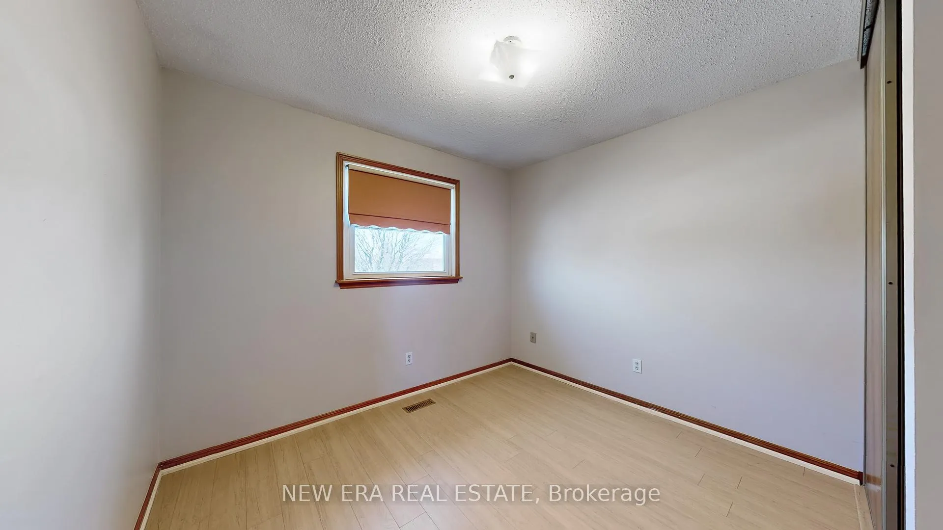 Photo 25 of 100 Cherry Hills Road, Vaughan, Glen Shields — HOMEH