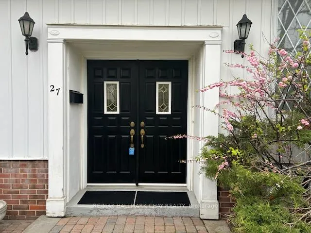 Photo 2 of 27 Elfreda Boulevard, Scarborough, Clairlea-Birchmount — HOMEH