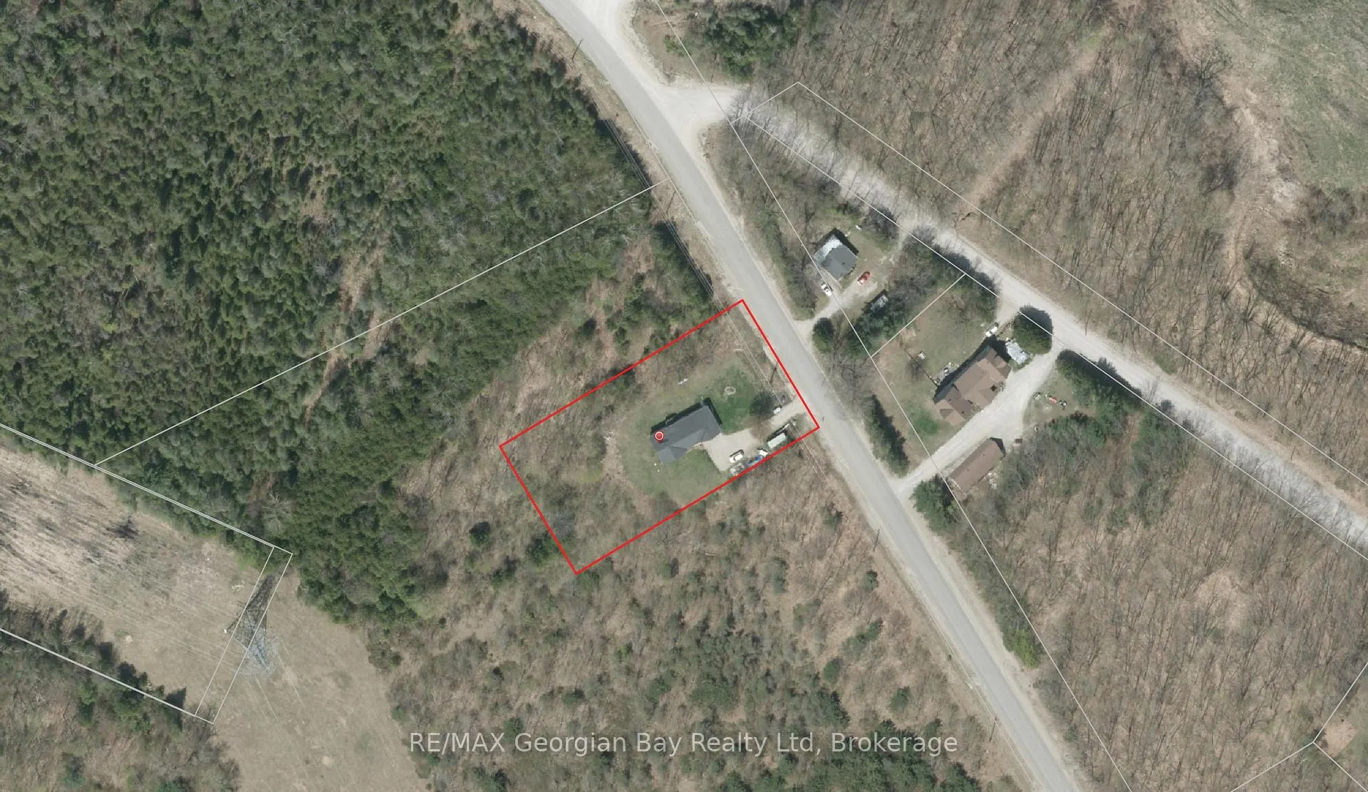 Photo 2 of 1810 Gratrix Road, Tay, Rural Tay — HOMEH